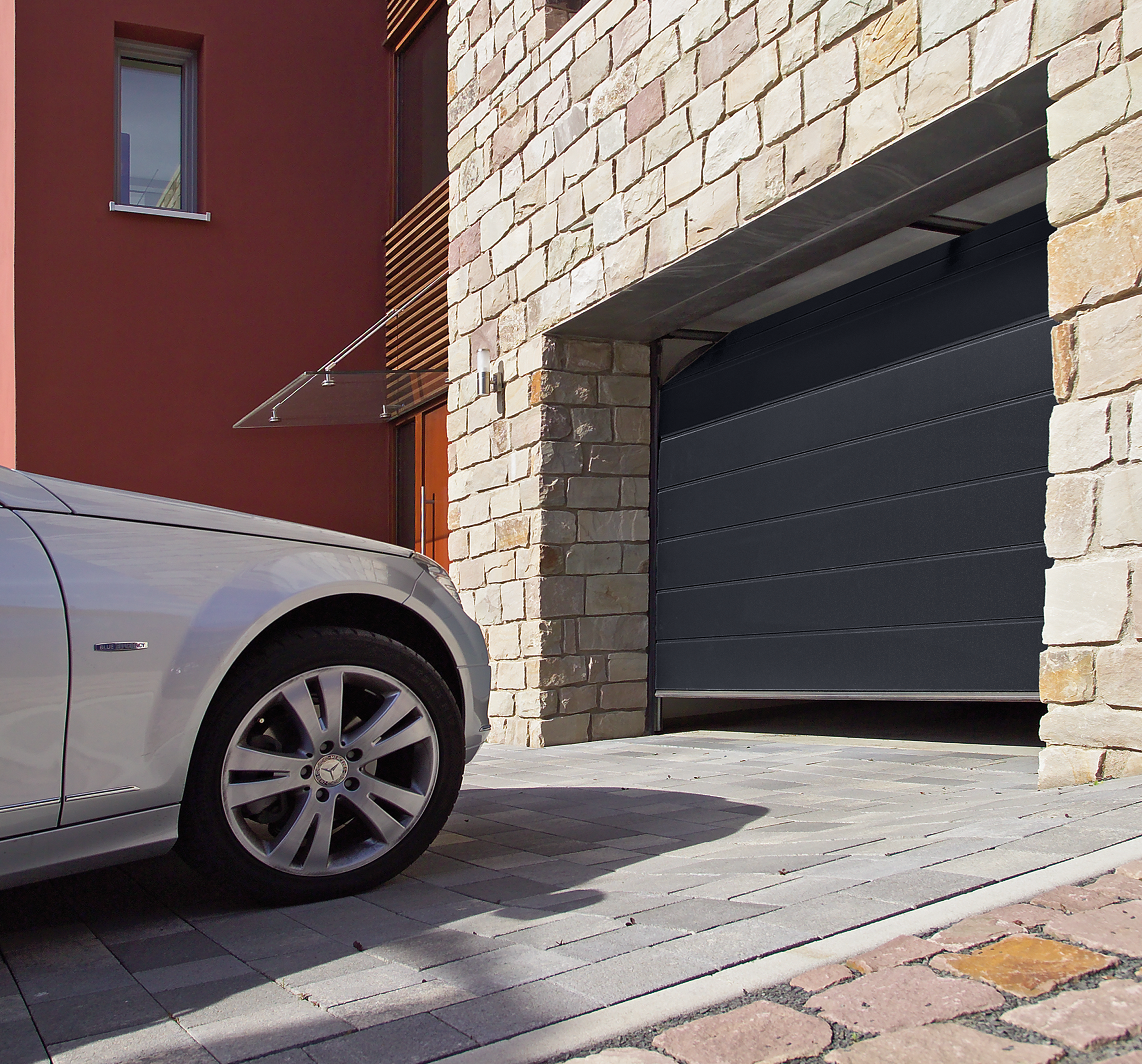 Brama garażowa segmentowa z napędem Isomatic 42 antracyt 2500x2125 mm - 4