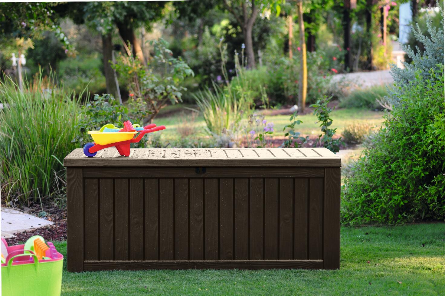 Arcón de resina para exterior KETER ROCKWOOD 72.4 x 64.4 x 72.4 cm y capacidad de 570 L - 3