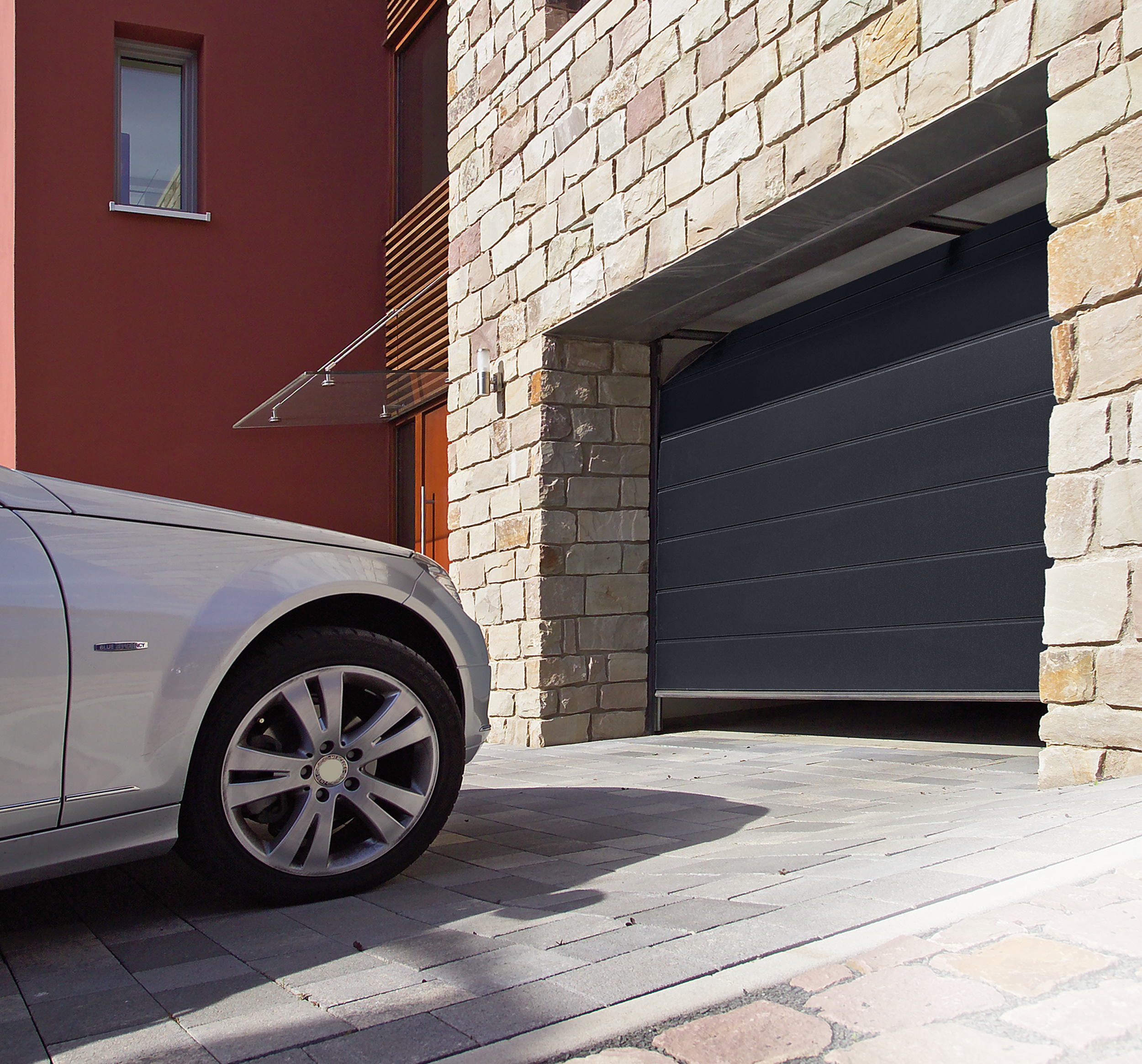 Brama garażowa segmentowa z napędem Isomatic 42 antracyt 2500x2125 mm - 3