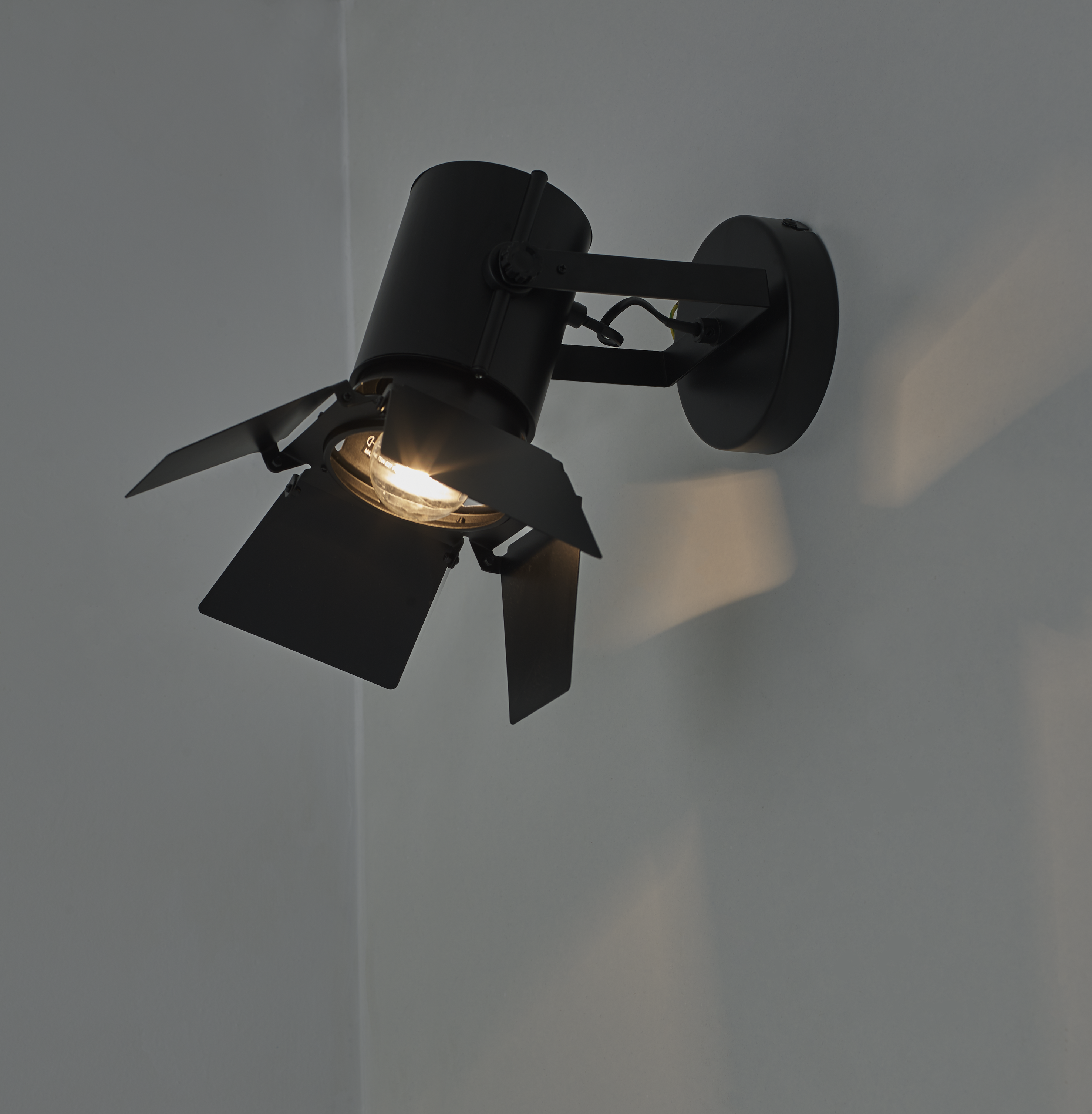 Kinkiet STUDIO czarny E27 INSPIRE - 5