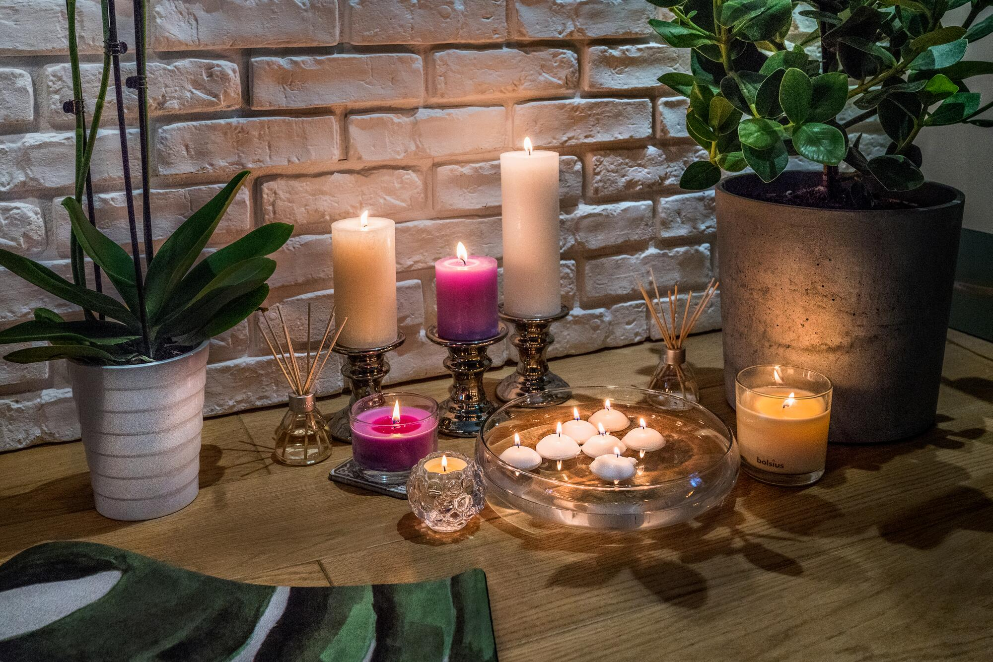 Bolsius Candeline Profumate Alla Vaniglia - Confezione Da 18 | Durata 4 Ore | Aroma Naturale - Foto 8