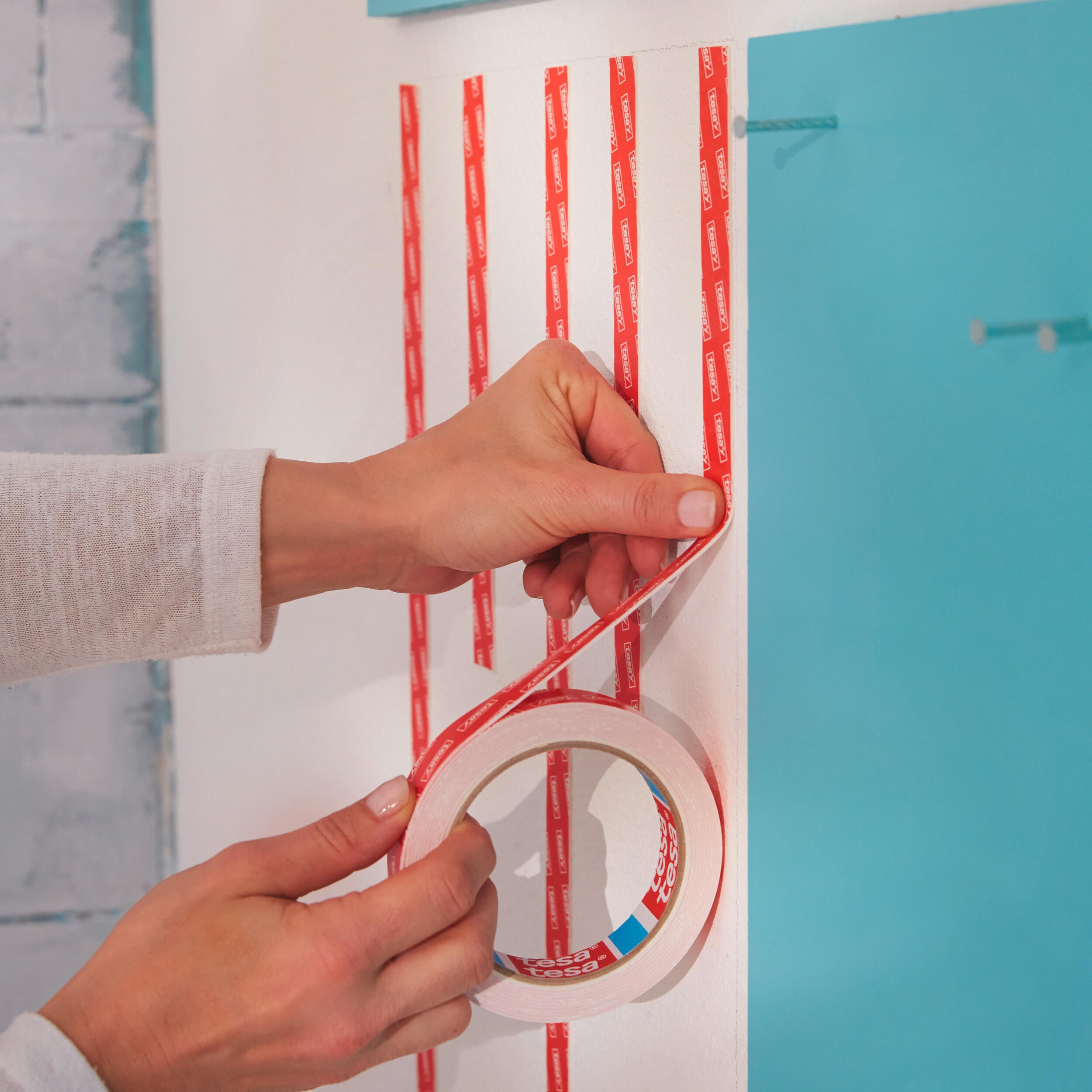 Taśma dwustronna montażowa POWERBOND 1.5 m x 19 mm super mocna TESA - 4