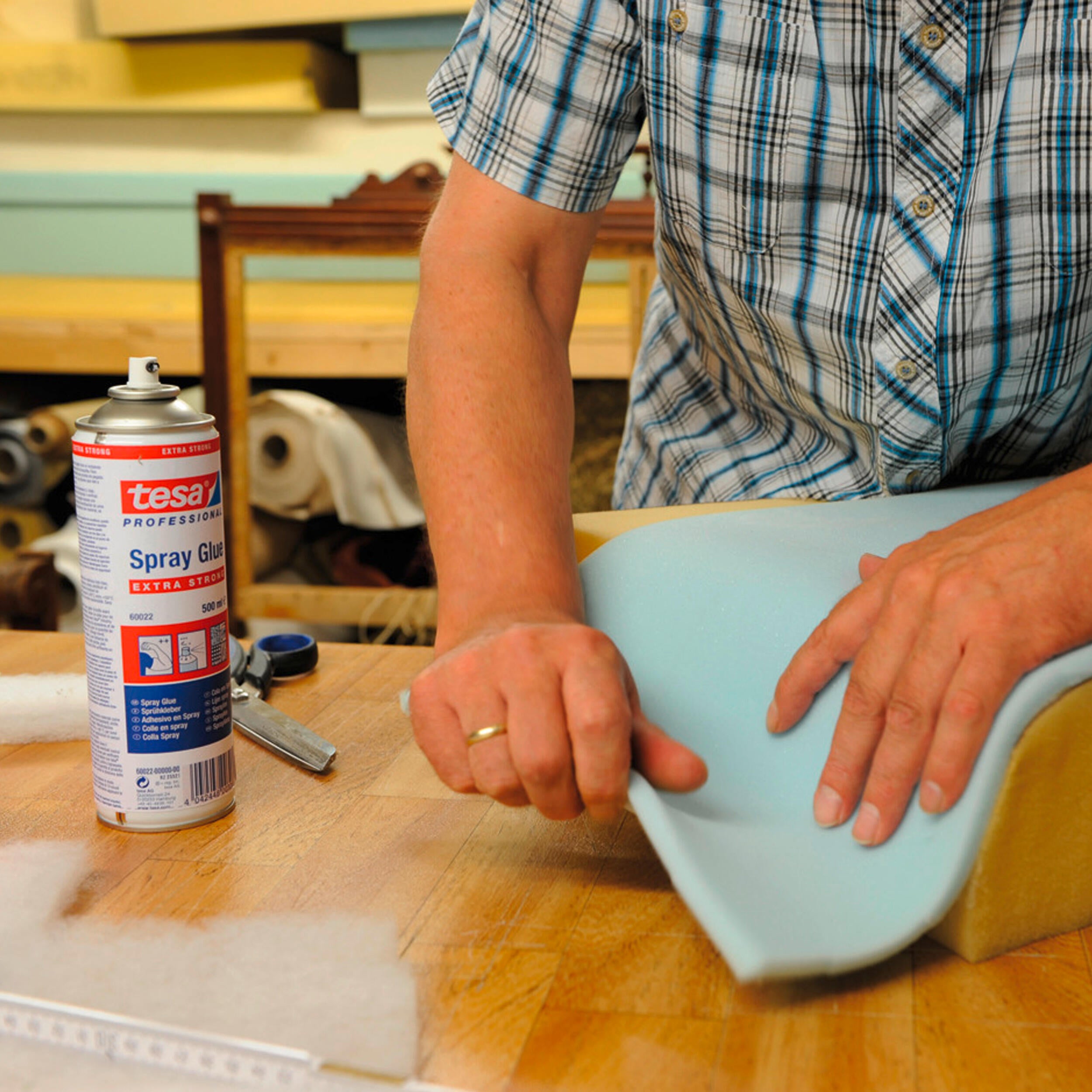 Klej w sprayu EXTRA STRONG 500 ml TESA - 4