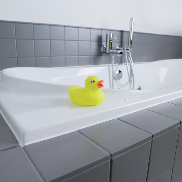 Smalto per sanitari e piatto doccia