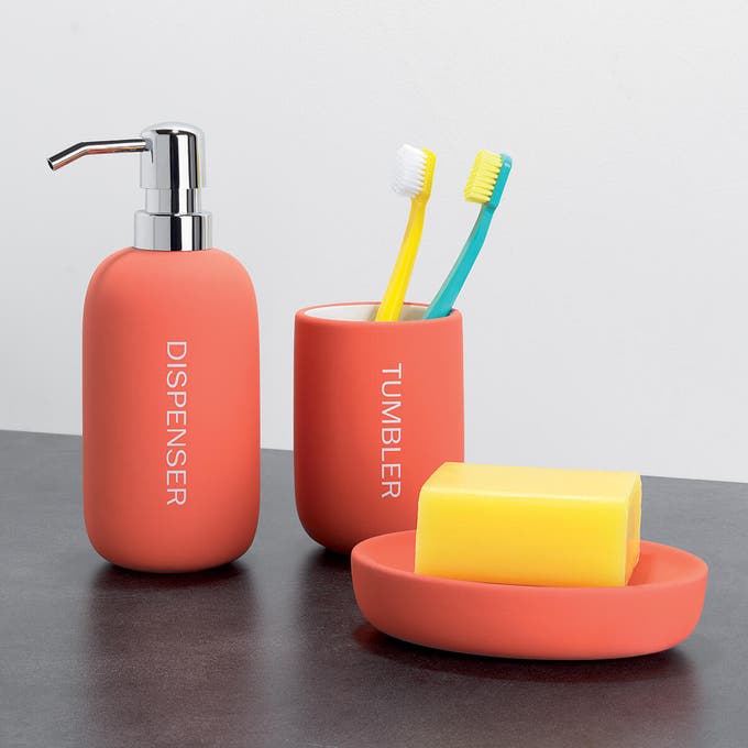 Accessori bagno colori vivaci