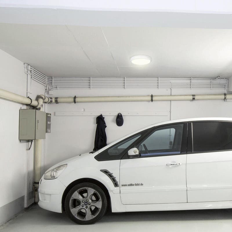 Come scegliere l'illuminazione per il garage