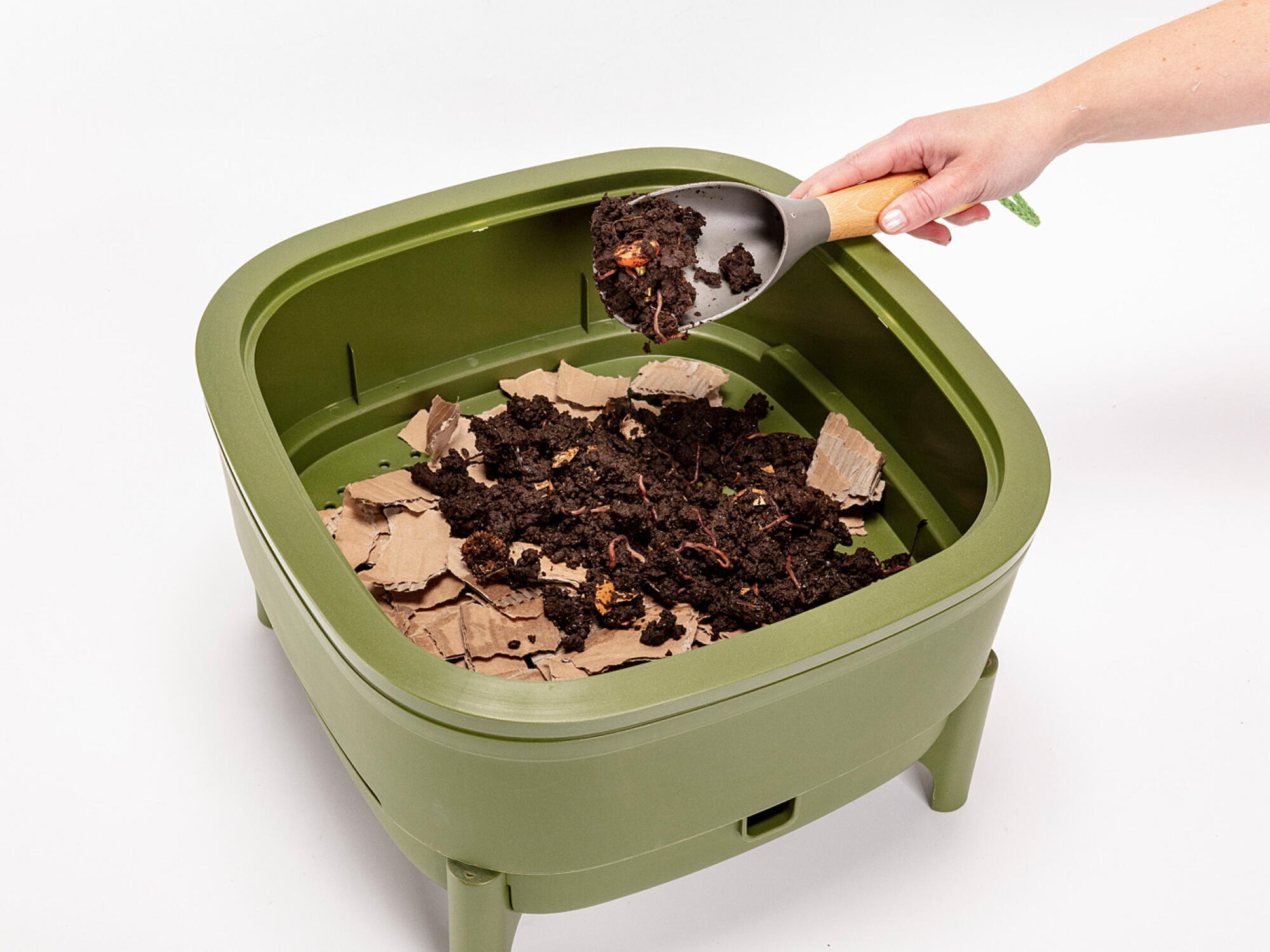 Vermicompostador Economy de plástico reciclado de 15 litros gris - 4