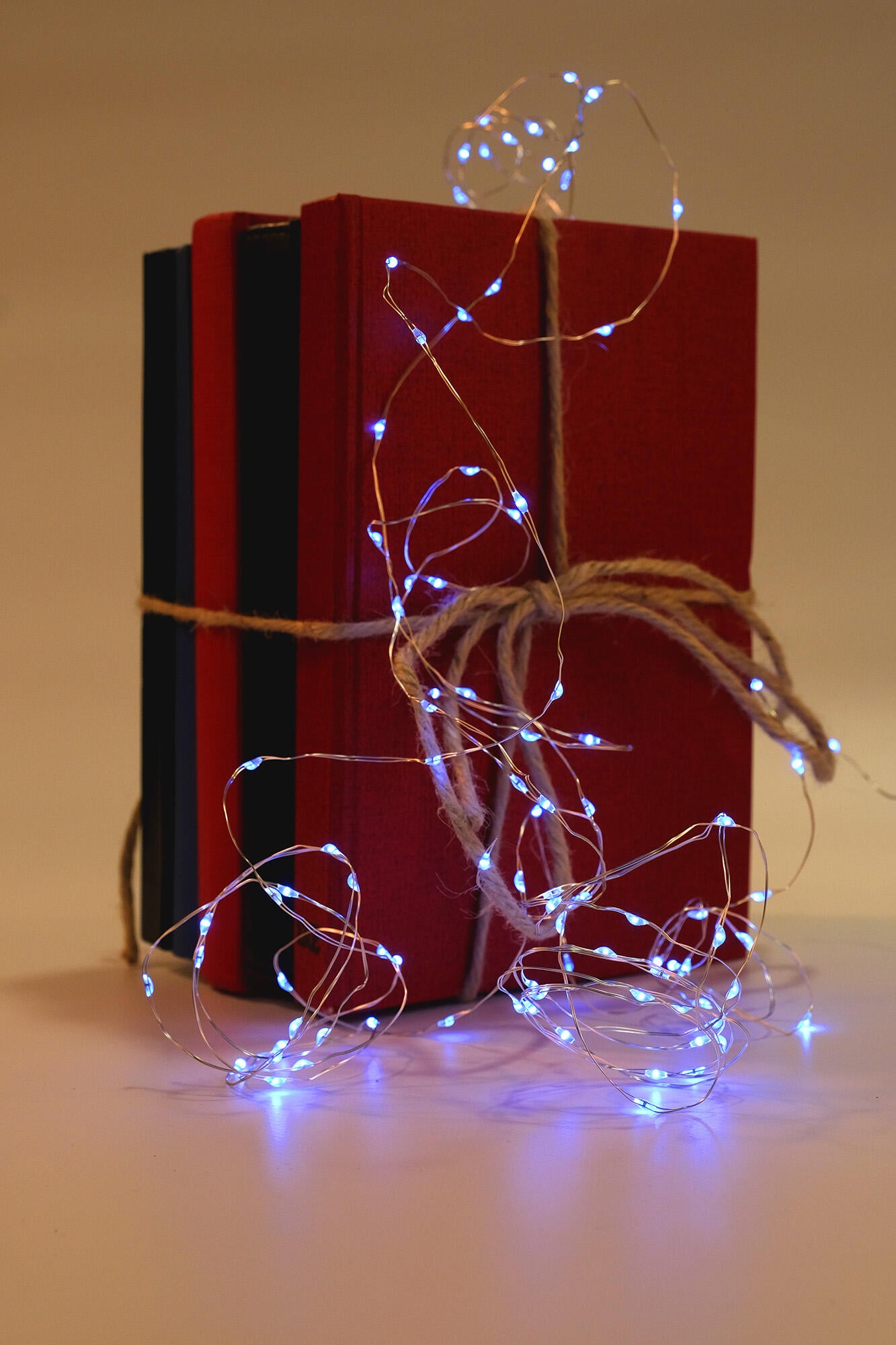 Guirnalda iluminada decorativa con 100 bombillas LED blanco de 6.95 metros de iluminación para exterior solar - 7