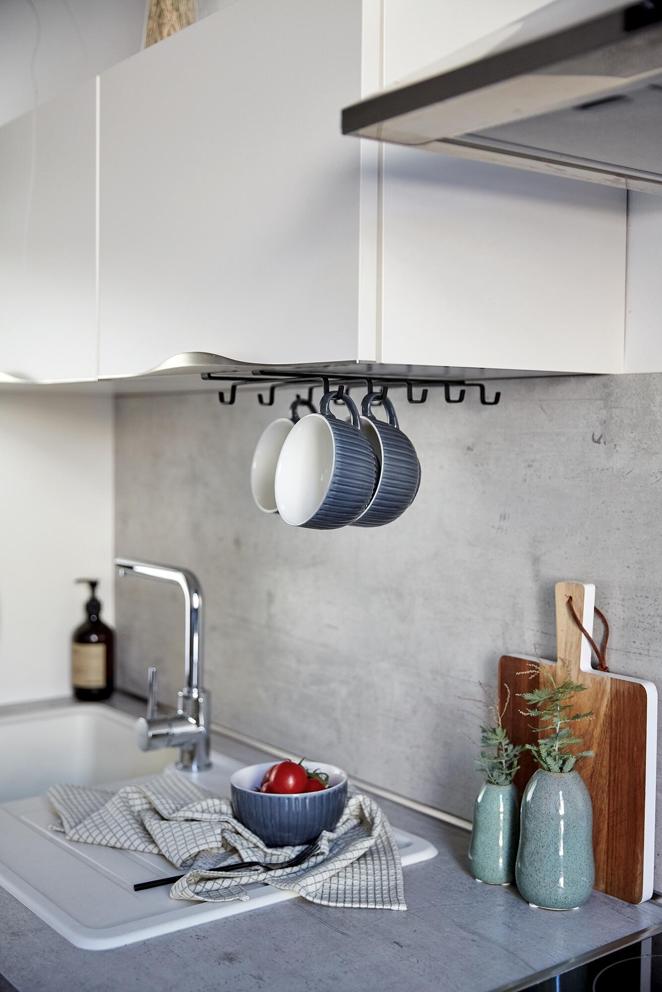 Porta-chávenas para móvel superior 22 x 28 x 5 cm ferro preto Wenko - 9