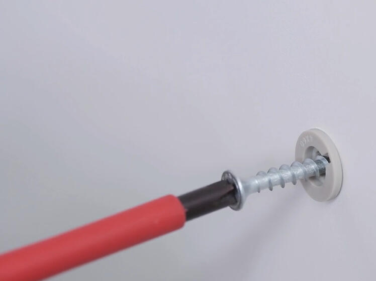 Comment fixer une cheville dans un carreau de plâtre ou du béton cellulaire ? Leroy Merlin