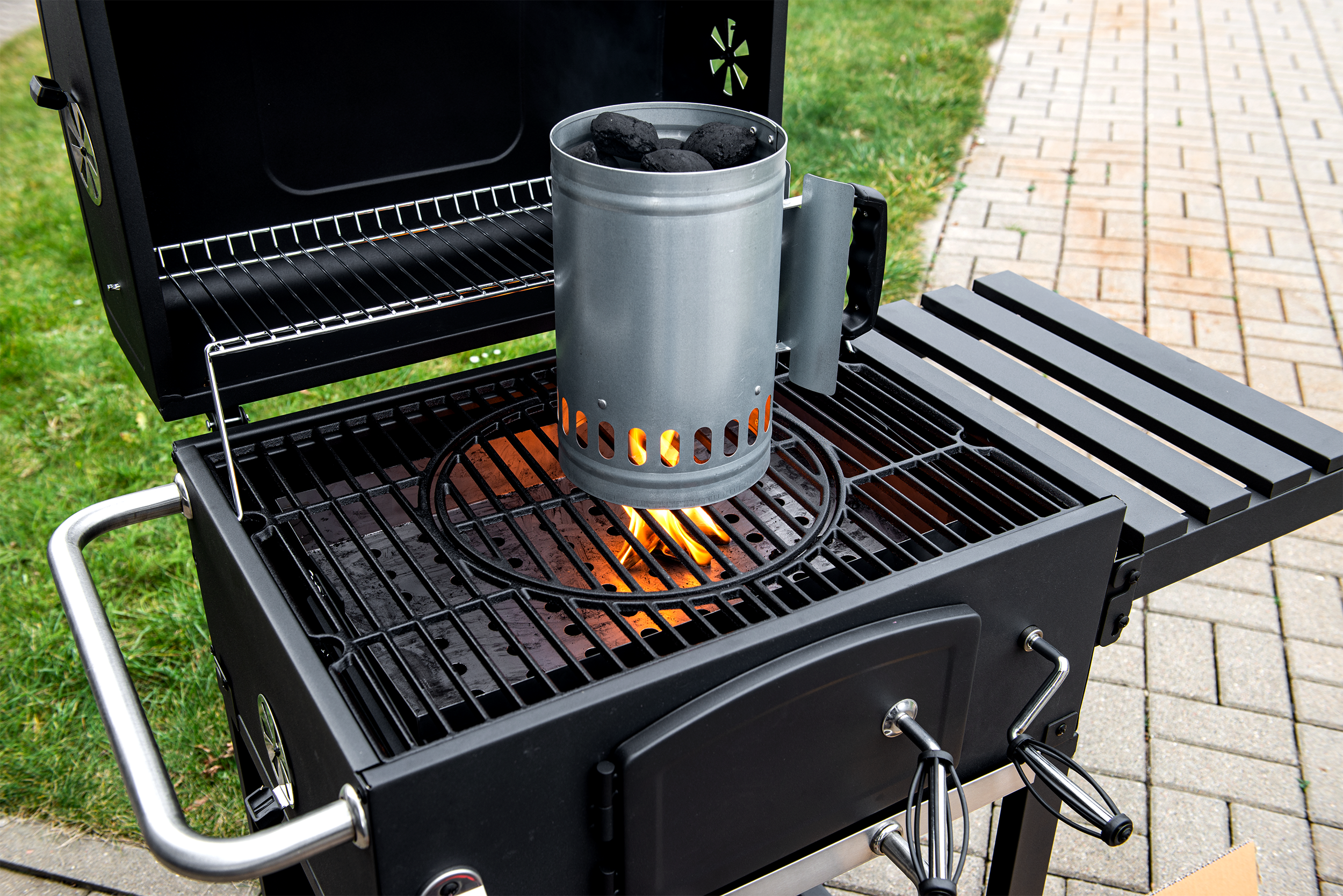 Grill węglowy na wózku Angular XL żeliwny ruszt + pokrowiec gratis Activa - 8