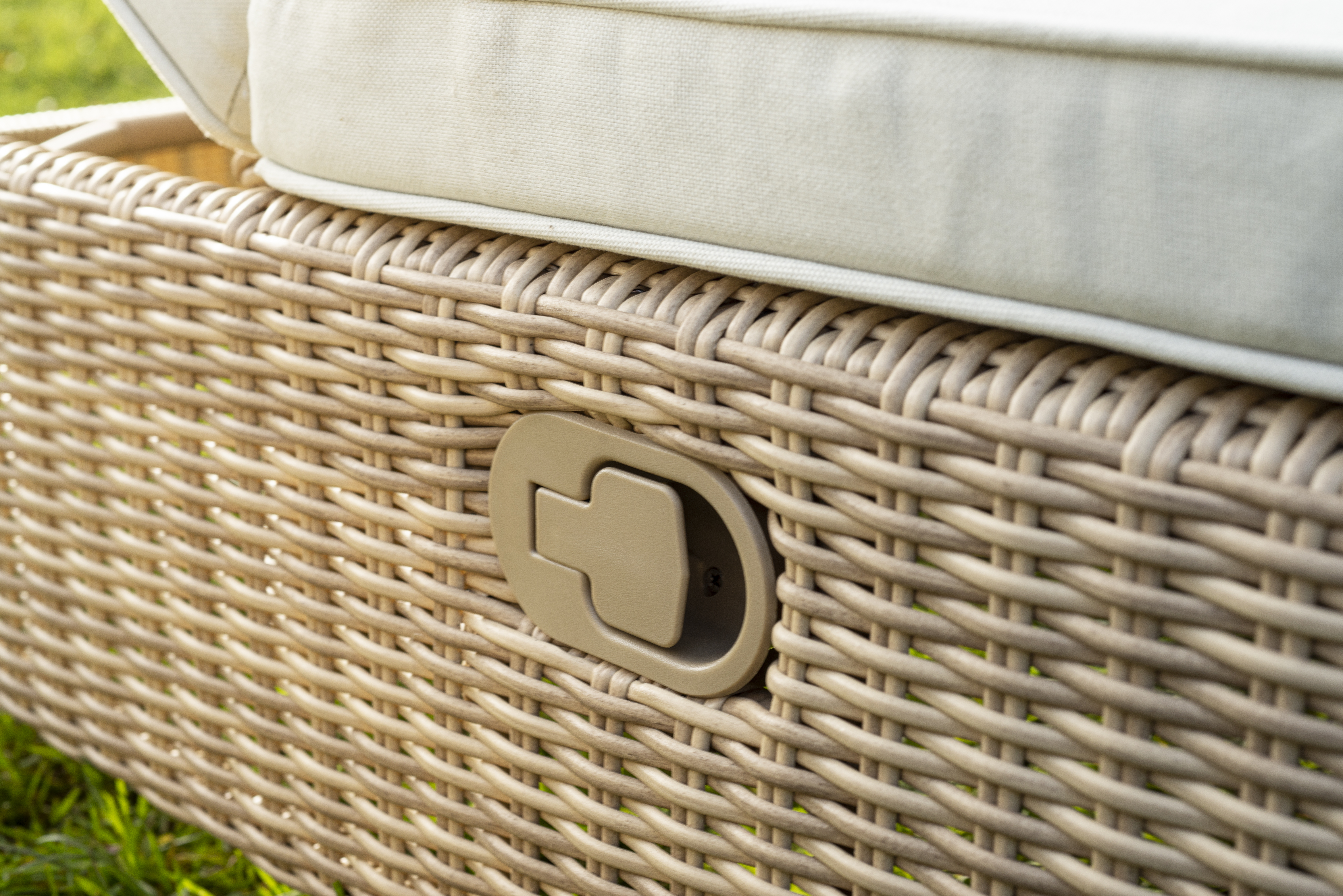 Leżak ogrodowy Medena aluminiowy beżowy Naterial - 13