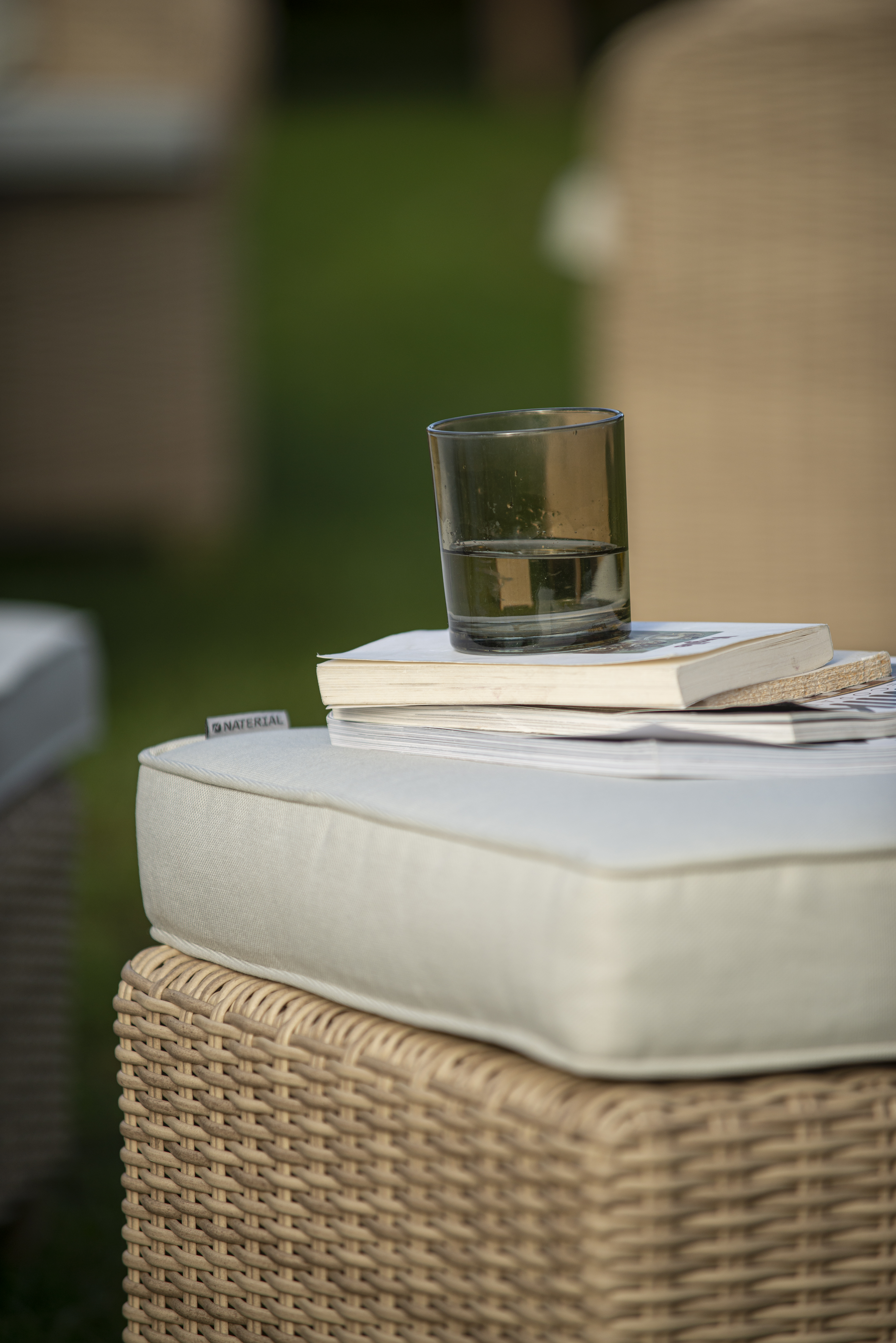 Leżak ogrodowy Medena aluminiowy beżowy Naterial - 10