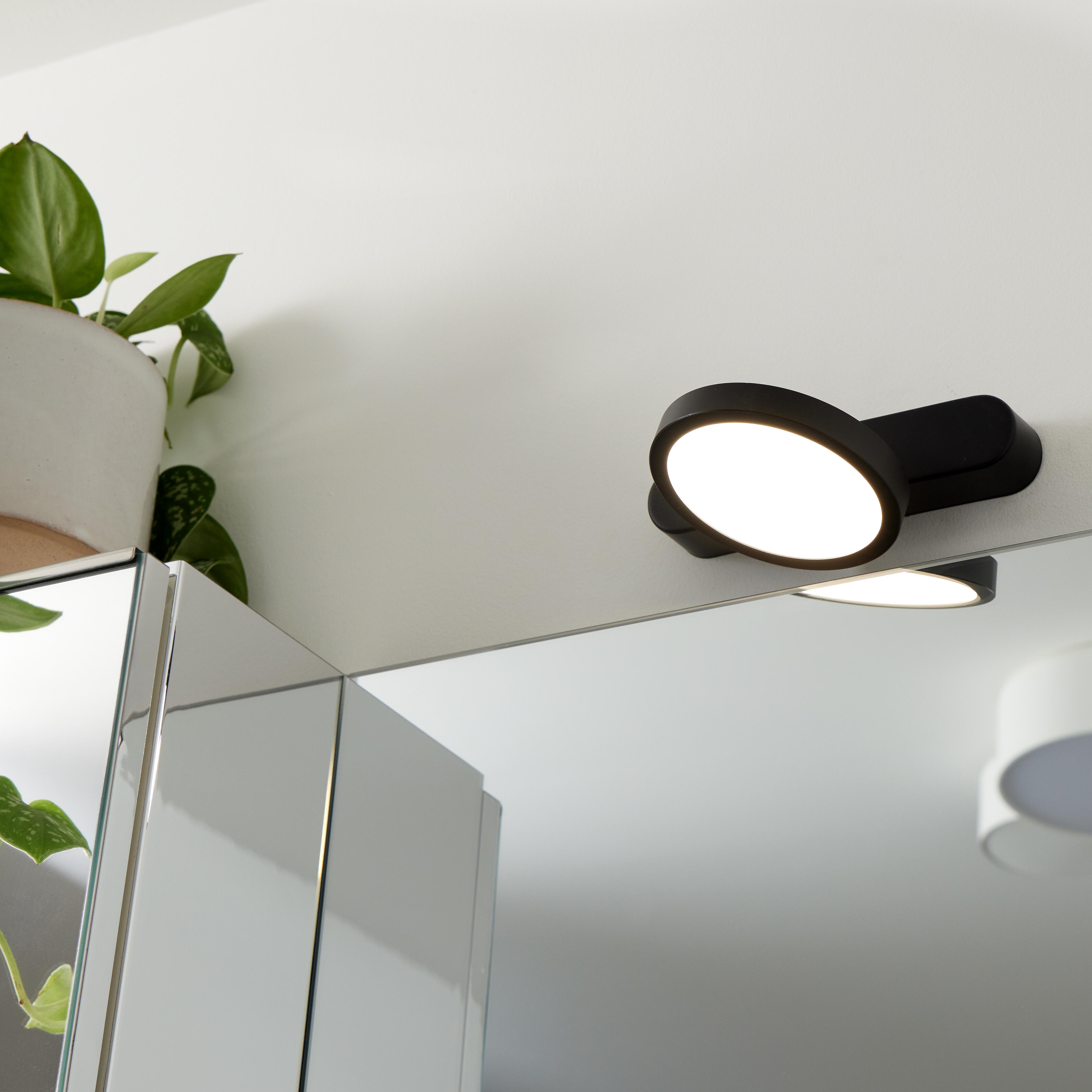 Kinkiet łazienkowy Loya IP44 czarny 750 lm LED Inspire - 12