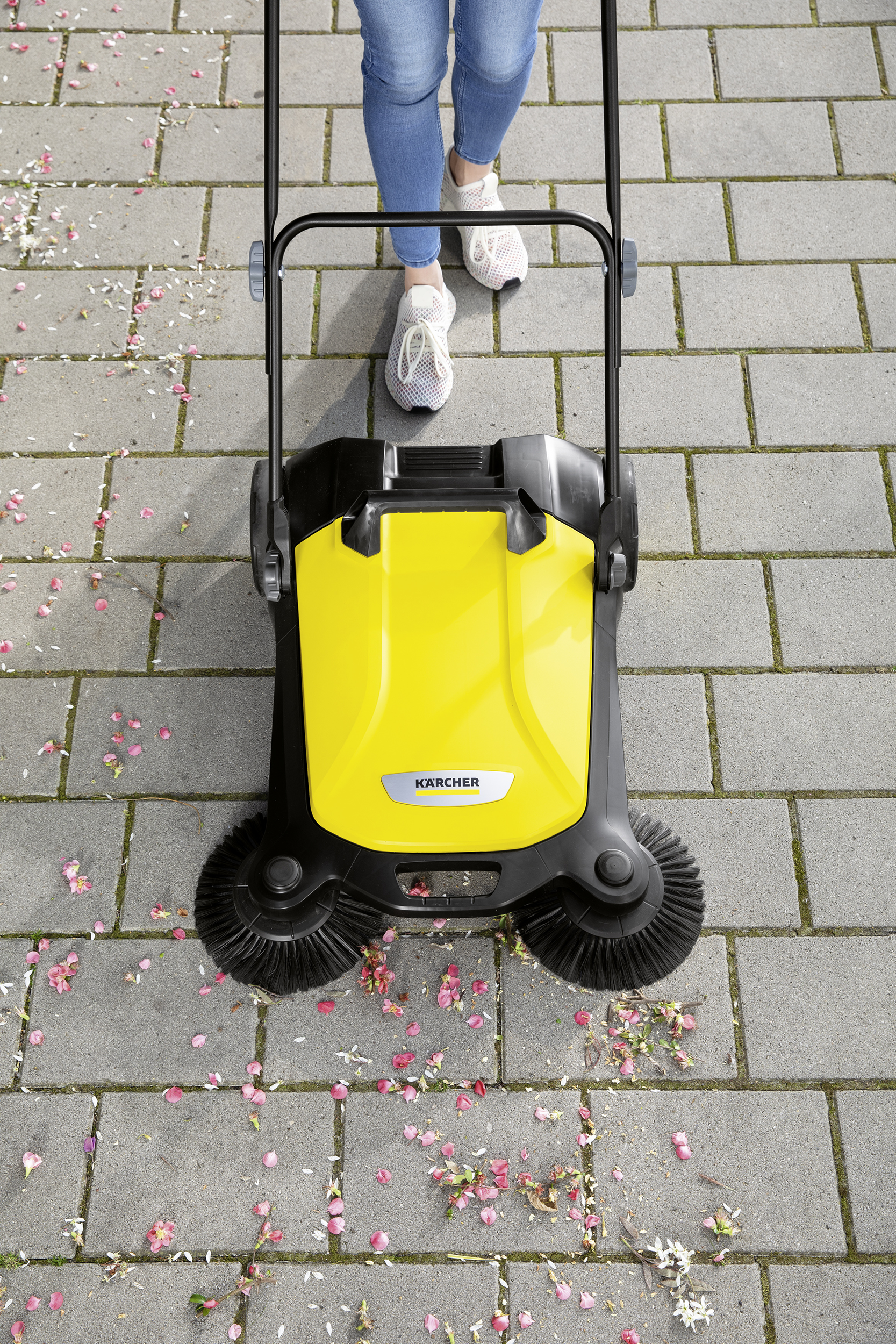 Zamiatarka Kärcher S4 Twin - 3