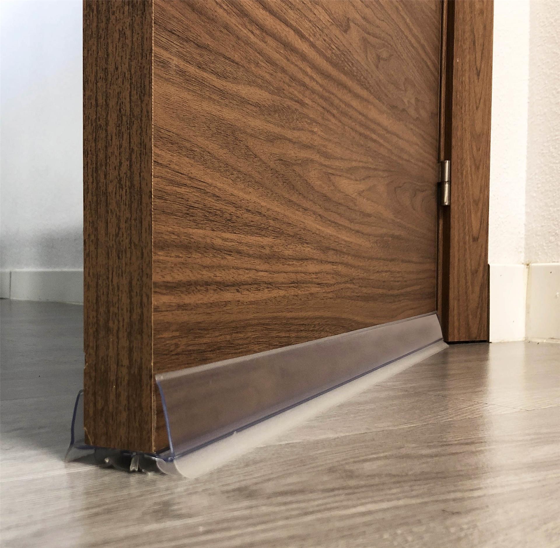 Burlete de puerta exterior BURCASA pvc flex quatro stop en color incoloro, 55 mm de espesor x 5 cm de altura x 100 cm de longitud. Impide el paso del agua. Perfil junta plano. Recortable. Tipo de instalación deslizar. - 3