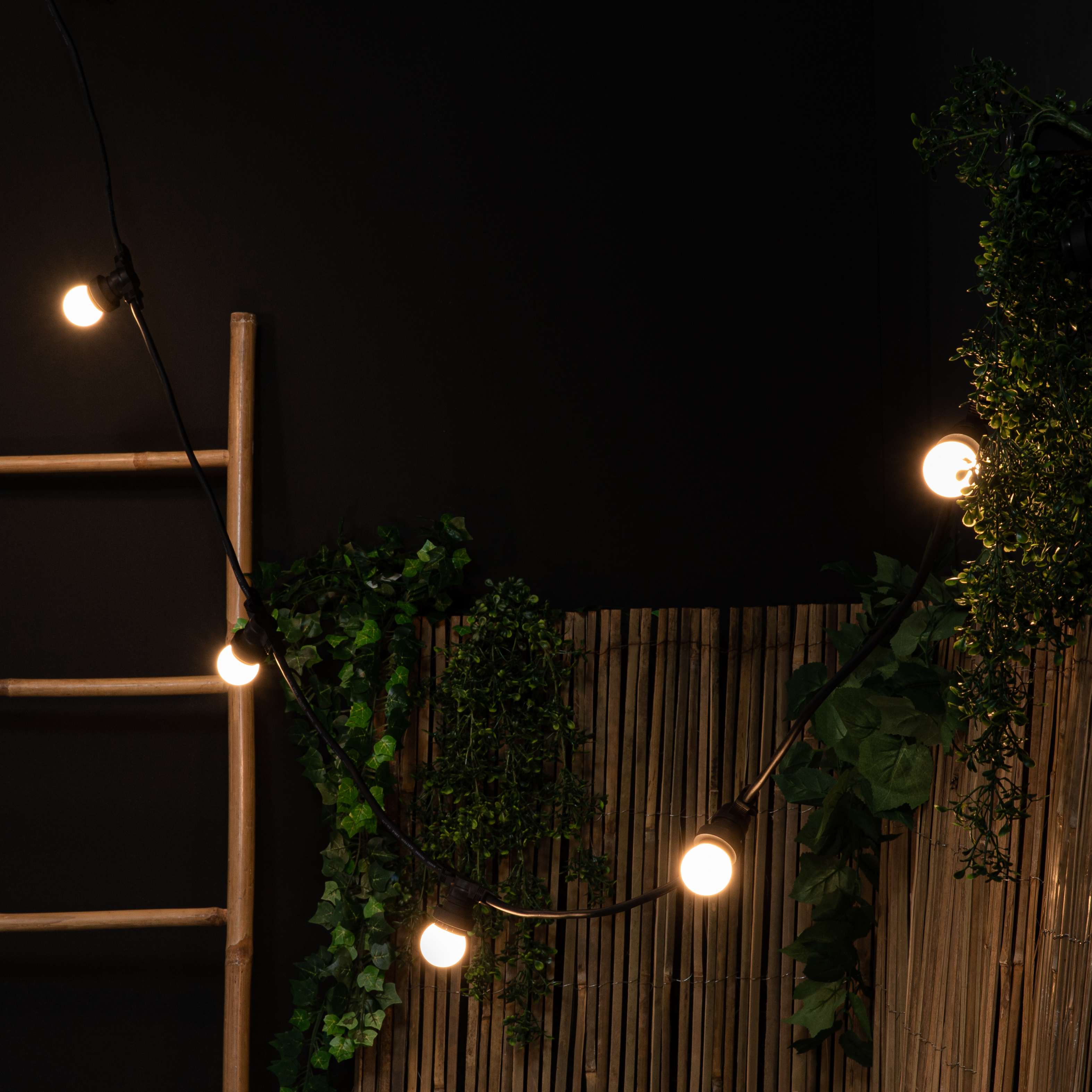 Grinalda Inspire segoya IP44 E27 10L 5m extensível preto - 4