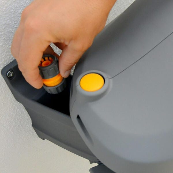 sécurité enfant dévidoir hozelock arrosage jardin