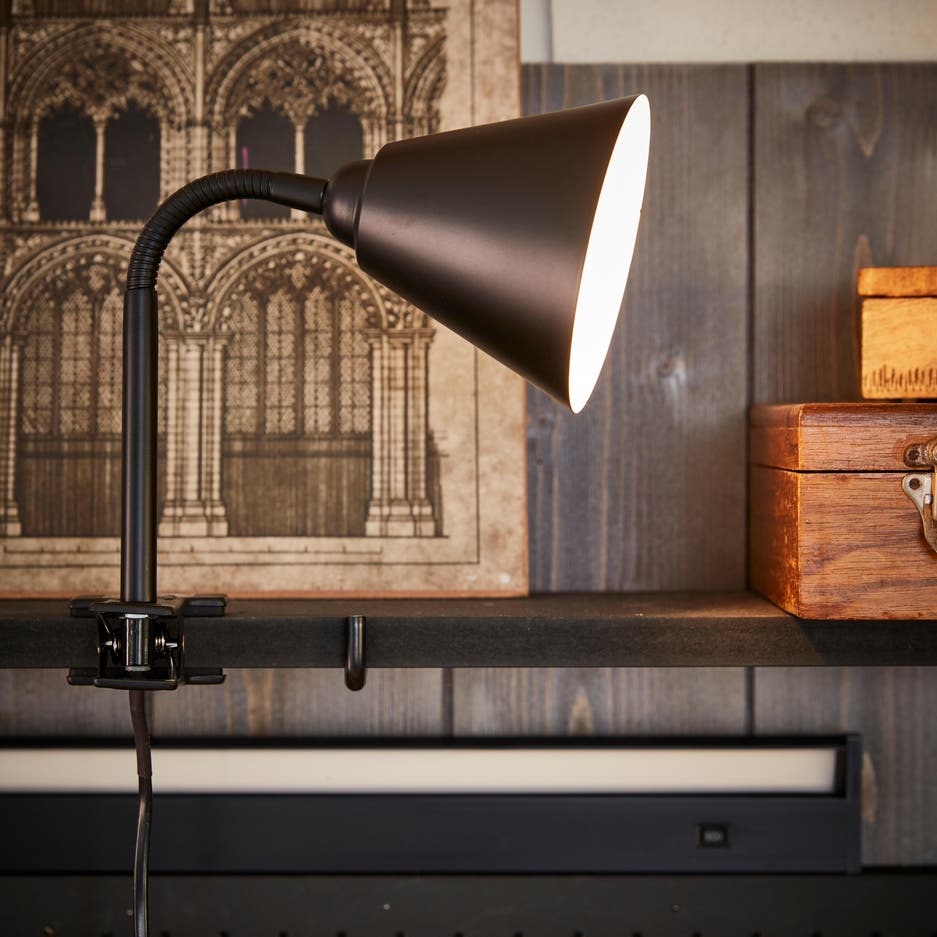 photo de lampe pince