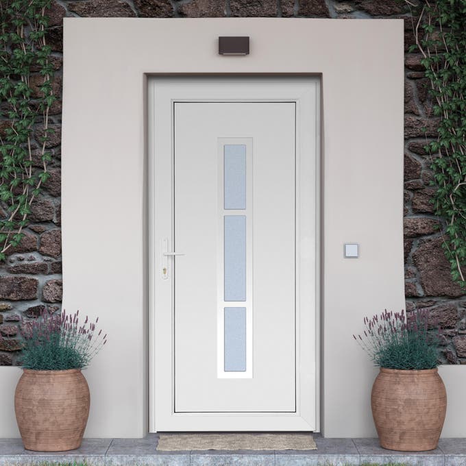 ahorra energía con una buena puerta exterior