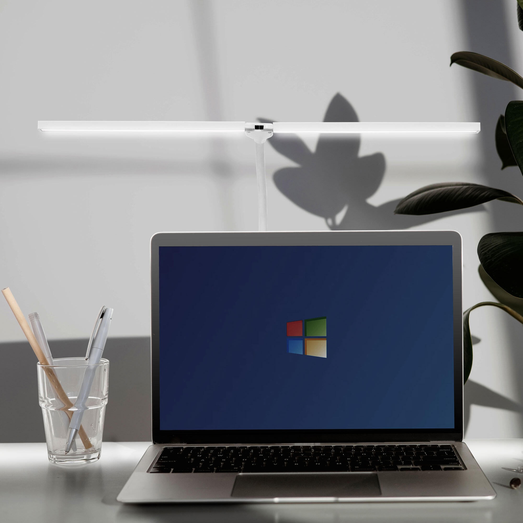 Flexo para escritorio sin cable táctil LED con control de la intensidad de la luz Joy FORLIGHT con estructura blanca CCT 3000K-6000K - 7