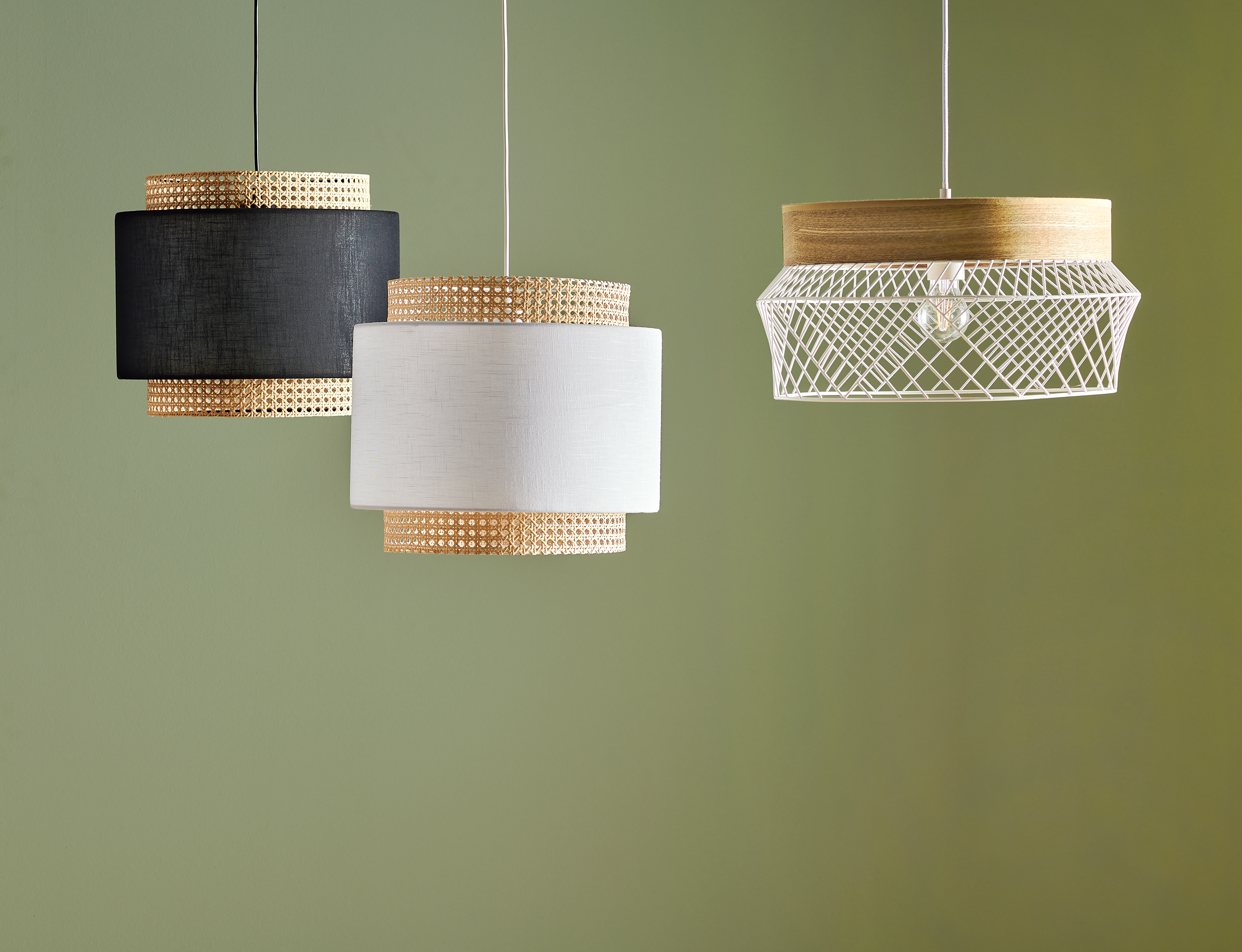 Lampa wisząca Kanel biała z drewnem E27 Inspire - 9