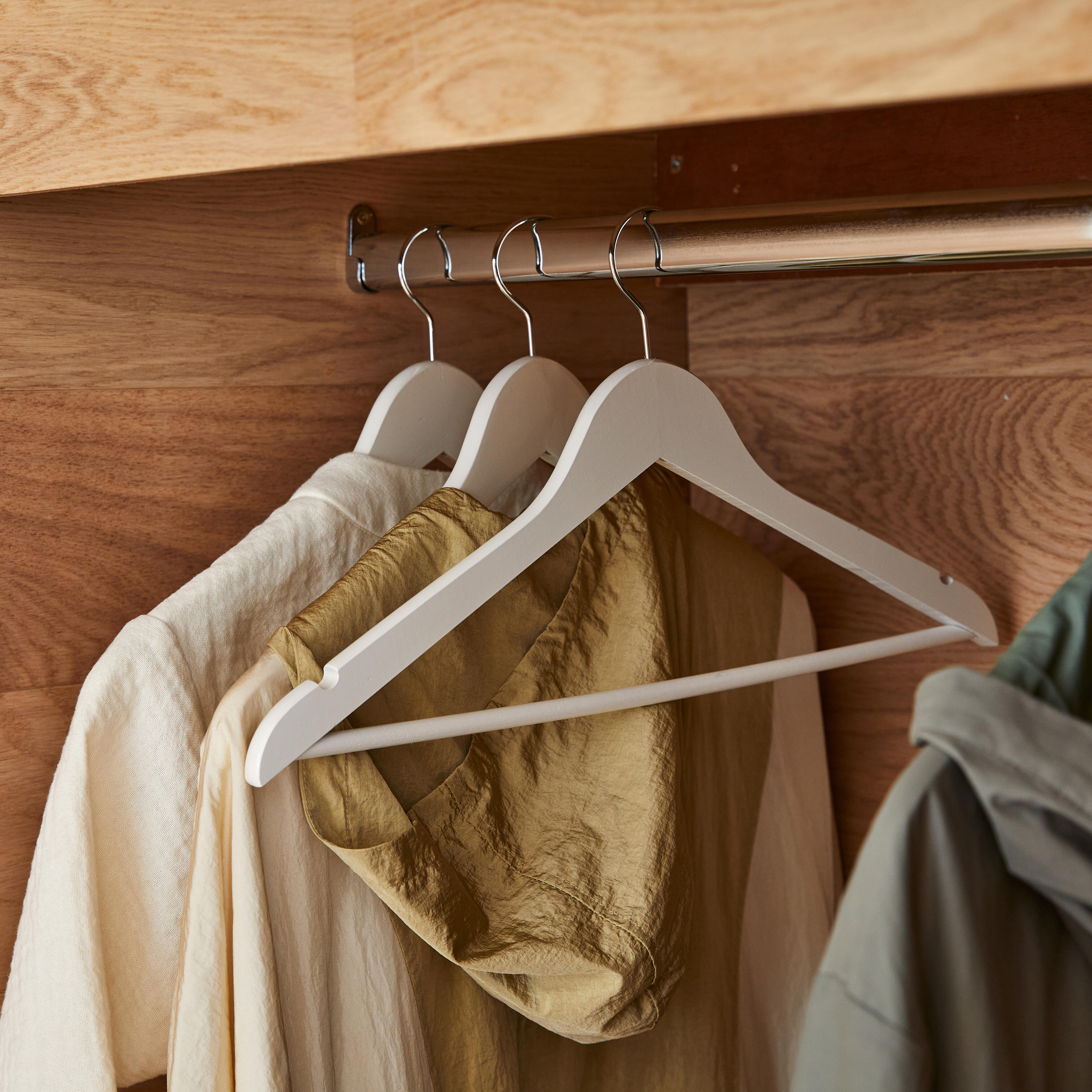 Set di 4 grucce antiscivolo L 44.5 x H 23 cm bianco - 2