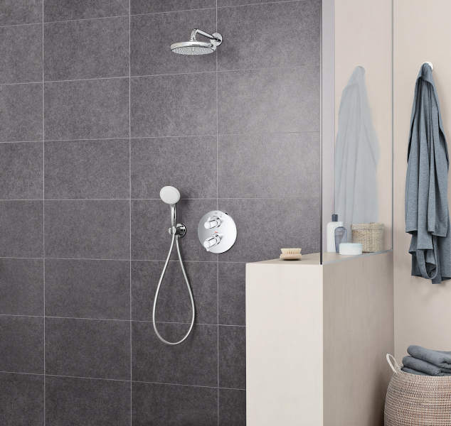 Colonne de douche encastrée thermostatique chrome, GROHE, Clova 210