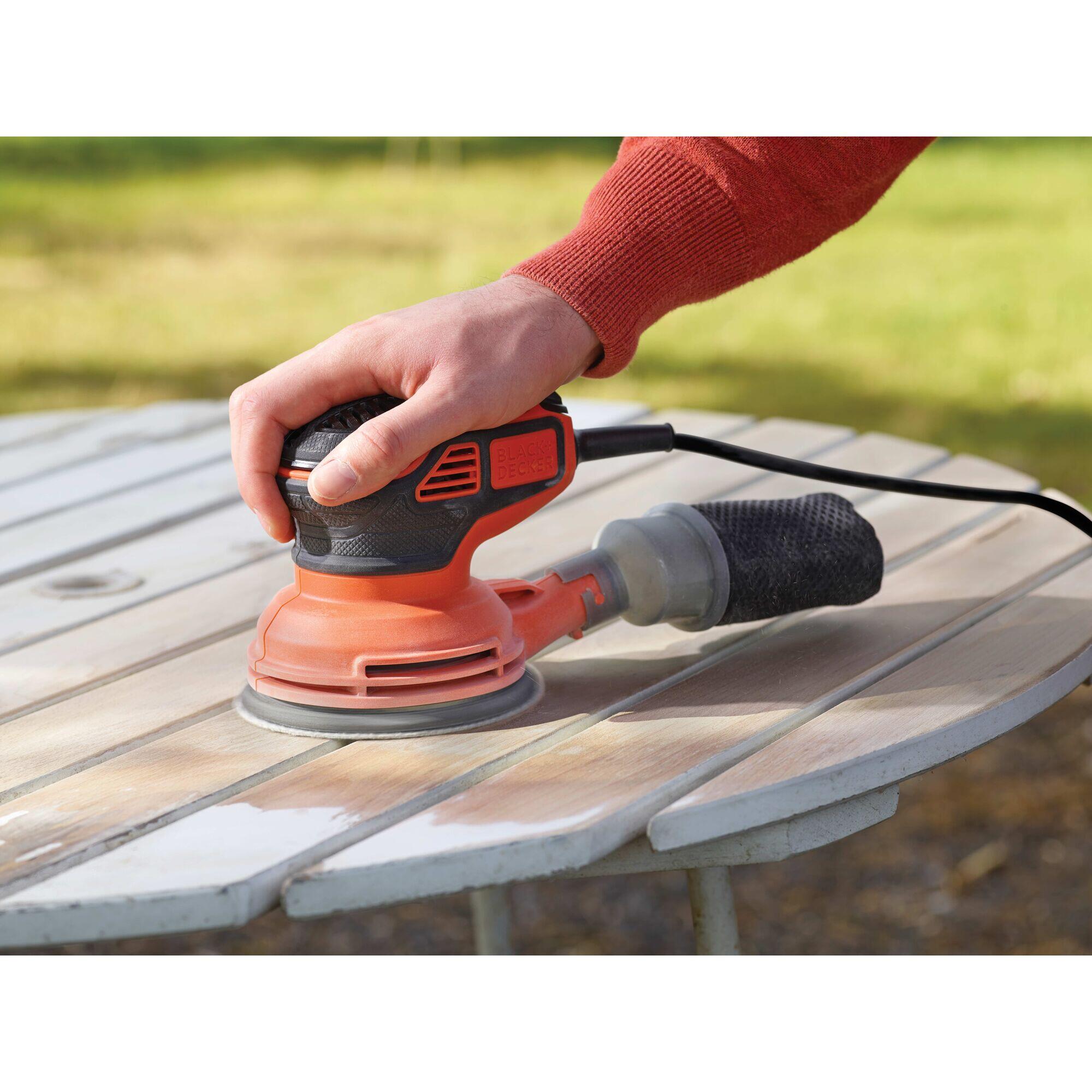 Lixadora Rotorbital 125 mm 240 W Black&Decker KA199-QS - 4