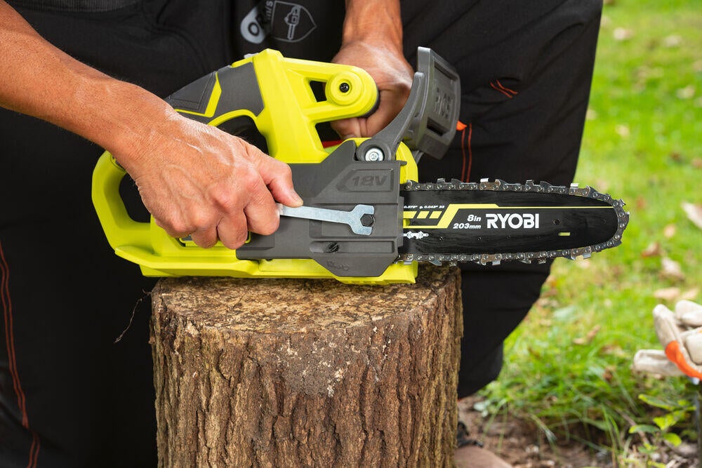 Motosega a batteria RYOBI RY18CS20A-125 2.5Ah 18V barra da 20 cm, 1 batteria inclusa - 4