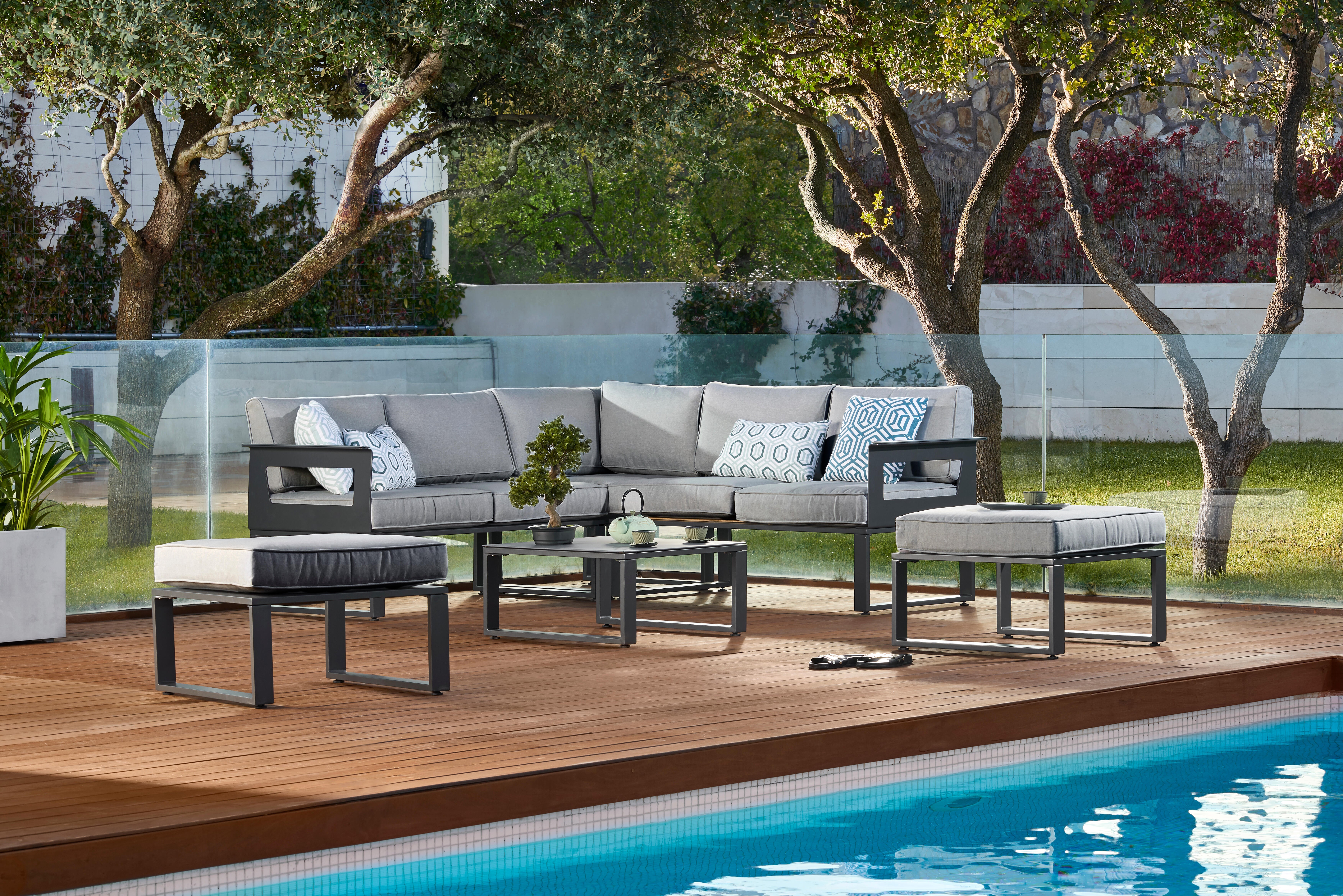 Conjunto jardim relax mesa e sofás alumínio antracite Odyssea Naterial - 23