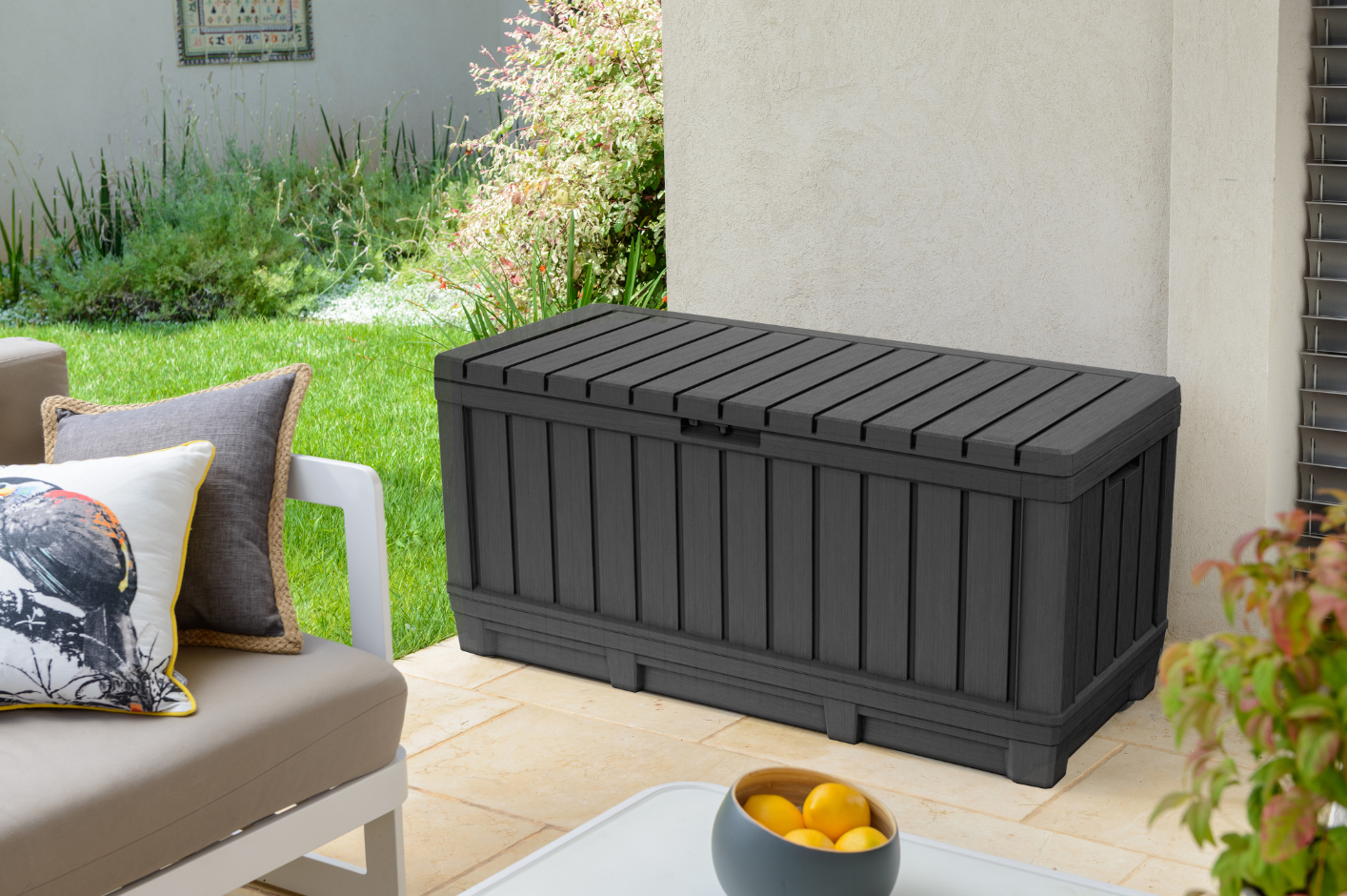 Arcón de resina para exterior KETER Kentwood 128 x 59 x 53.6 cm y capacidad de 350 L - 5