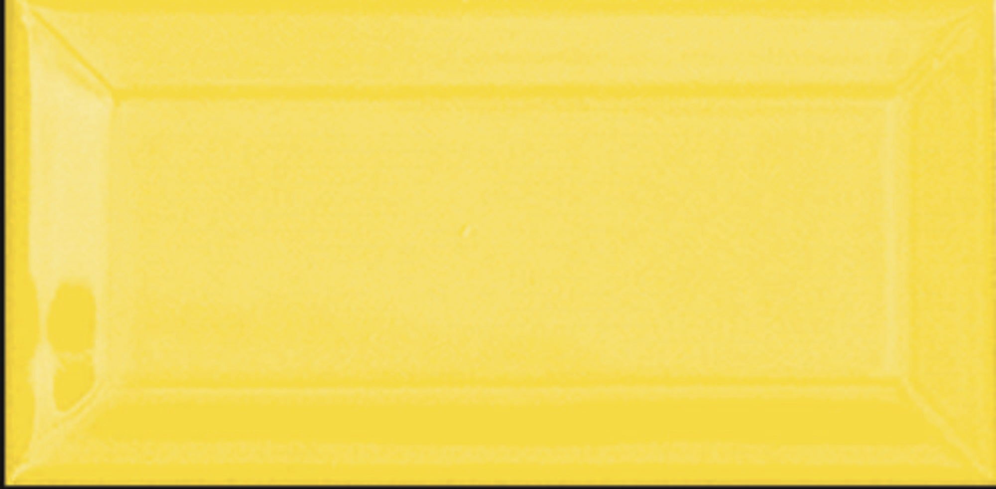 Amarelo / dourado