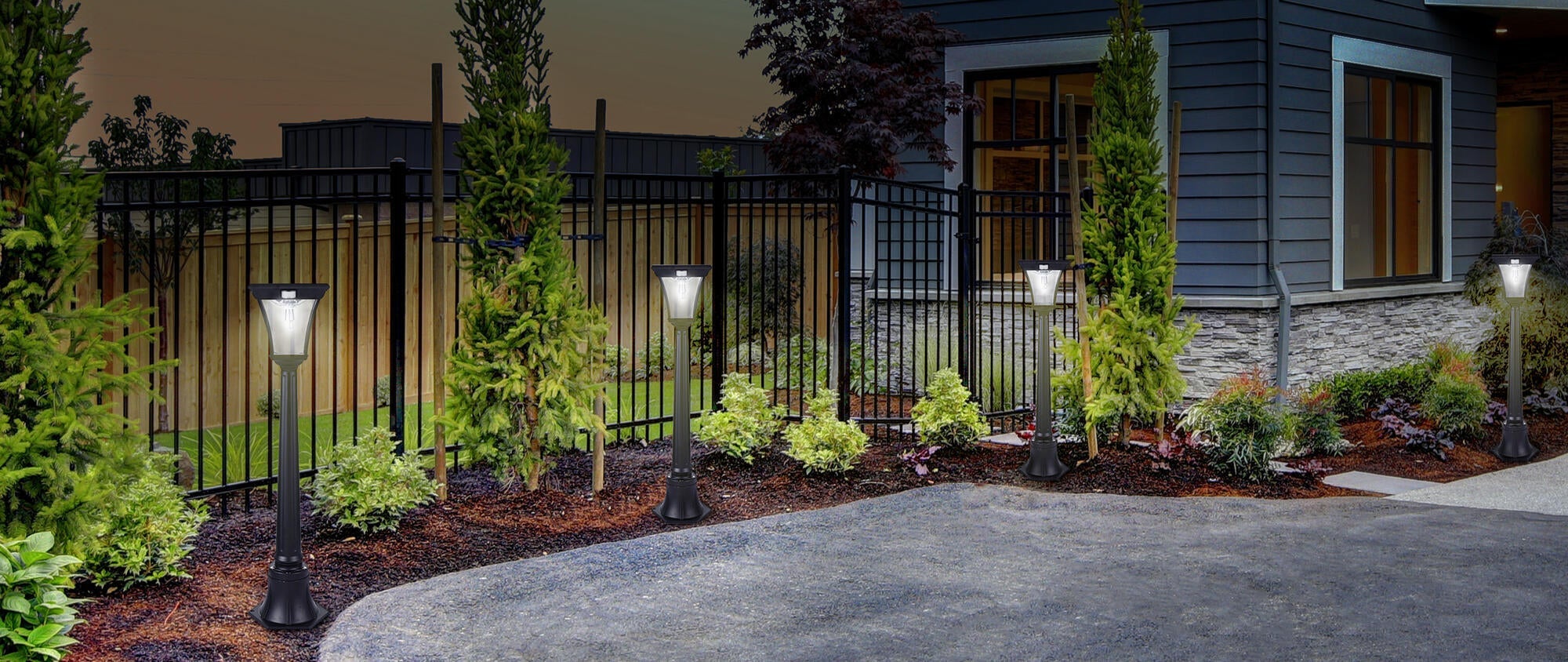 OFFSCH Supporto Incrociato Per Lampione Da Giardino - Braccio Trasversale In Lega Di Alluminio Per Bandiera - Accessorio Per Illuminazione Esterna (Dorato, 56x3.5 Cm)