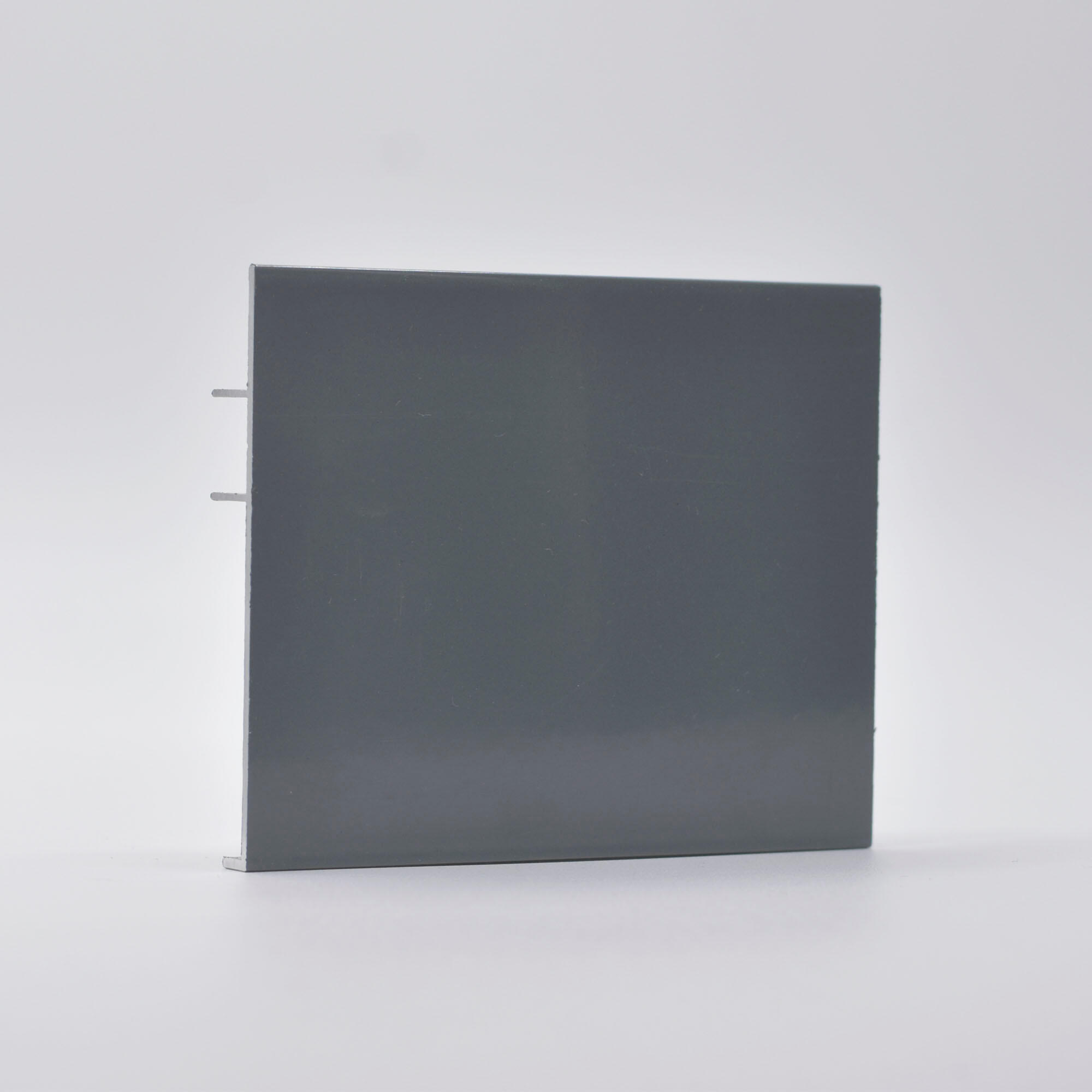 Rodapié liso aluminio gris 7011 24000x80mm