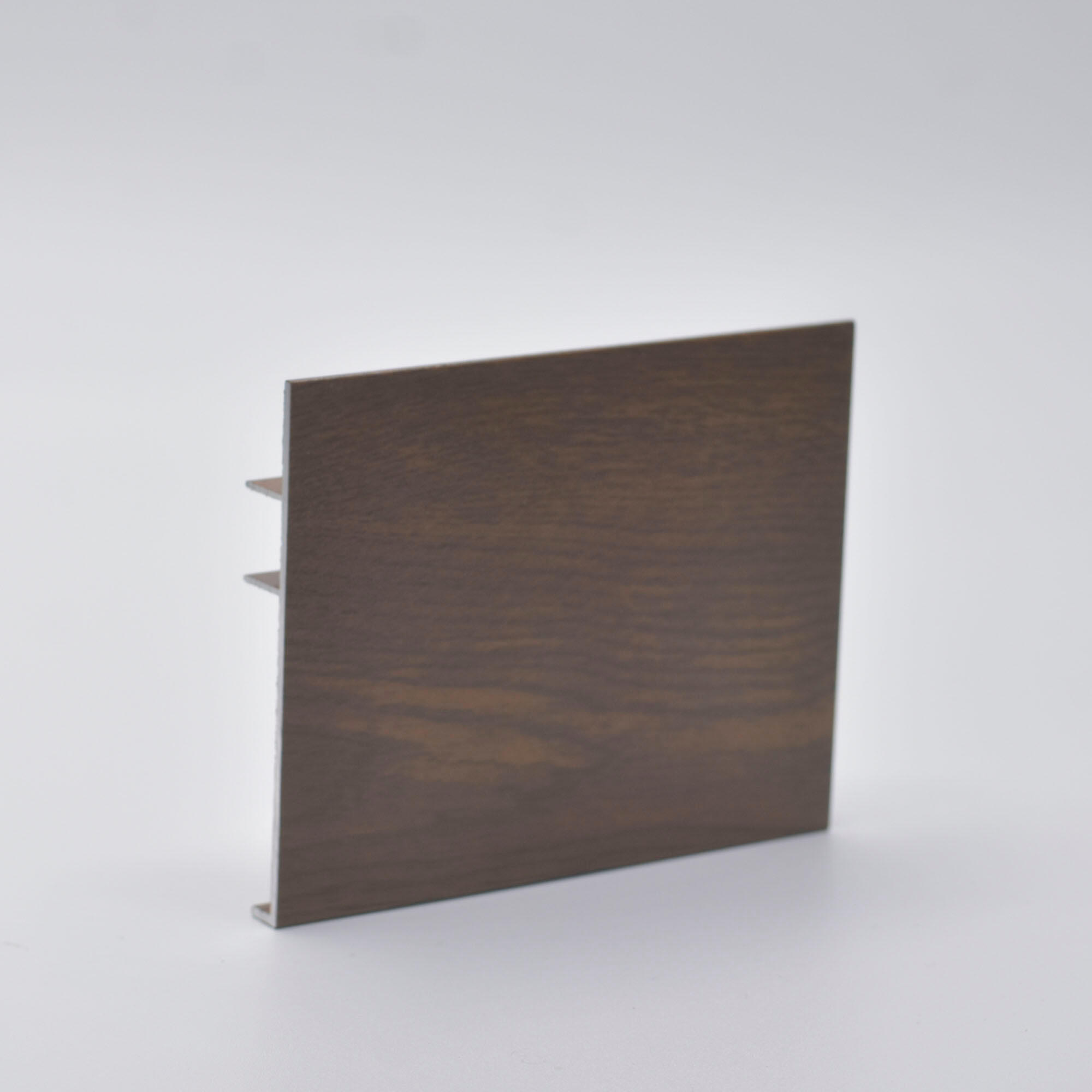 Rodapié liso aluminio embero 639 2400x80mm