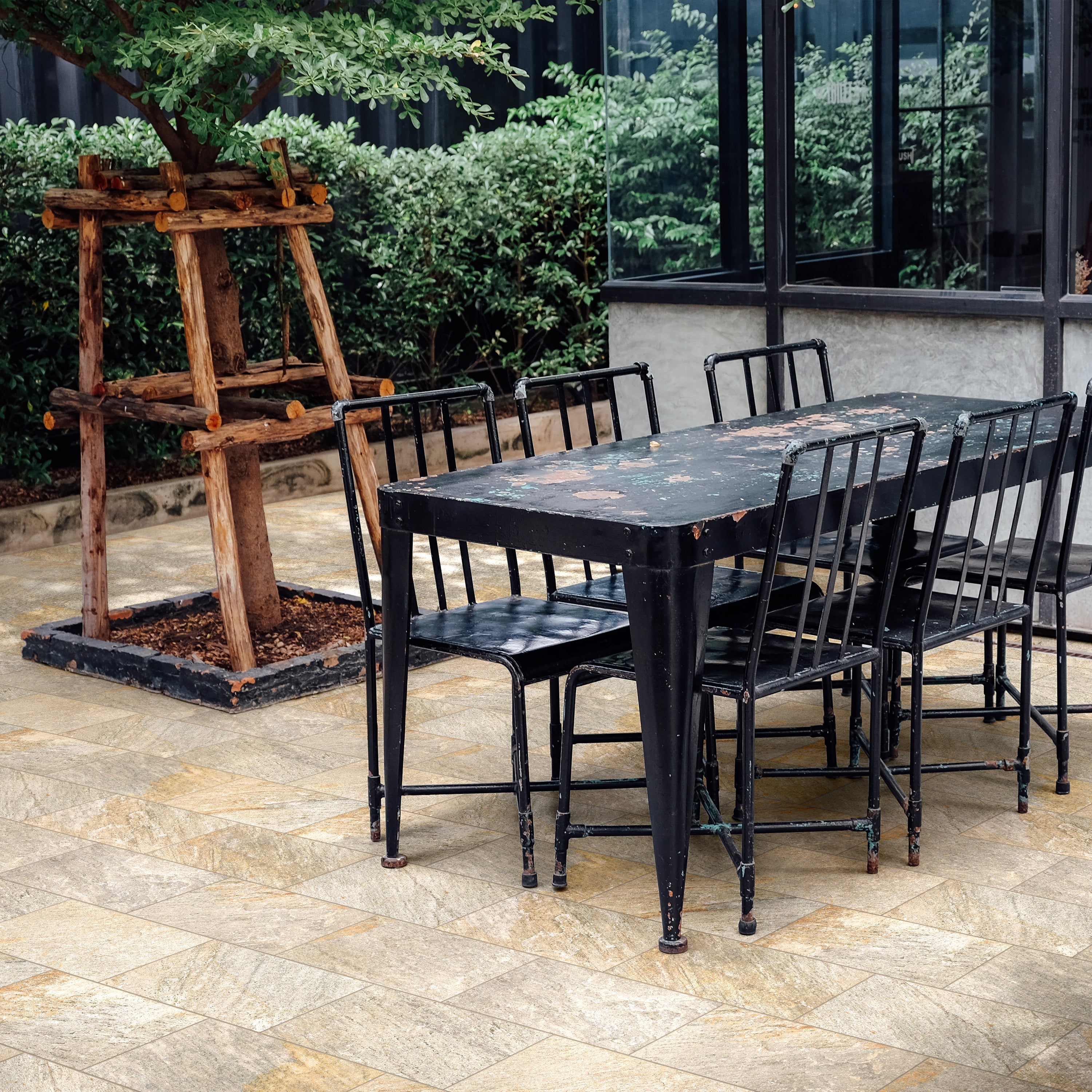 Piastrella da pavimento e rivestimento interno ed esterno in gres porcellanato 20 x 40 cm non rettificato smaltato beige opaco Myrtos R11 traffico intenso (pei 4/5) Sp. 8.2 mm 1.46 mq - 4