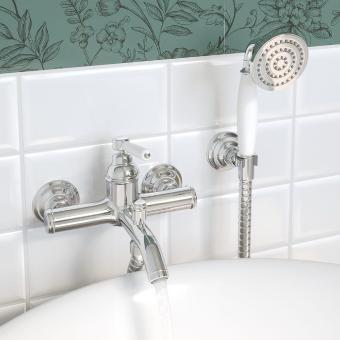 chromowana bateria wannowa