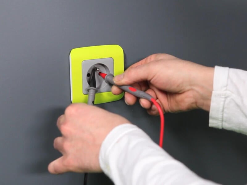 Comment repérer le fil neutre dans