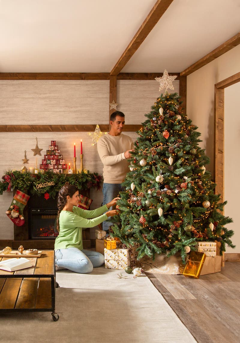 Ideas para decorar el árbol de Navidad y que sea único | Leroy Merlin