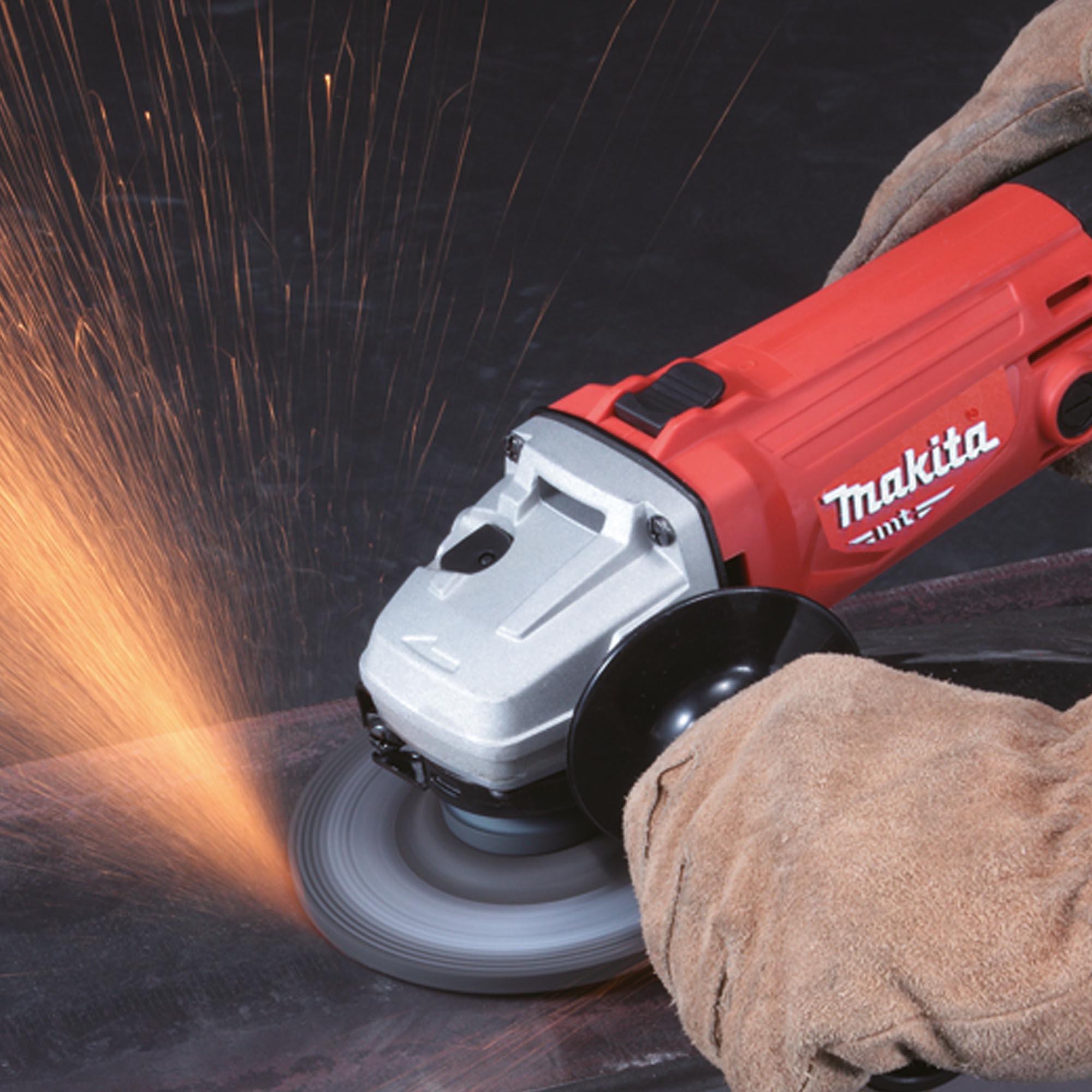 Smerigliatrice Angolare Makita M9502R 115 Mm | 570W E 11000 Giri/min | Leggera E Potente