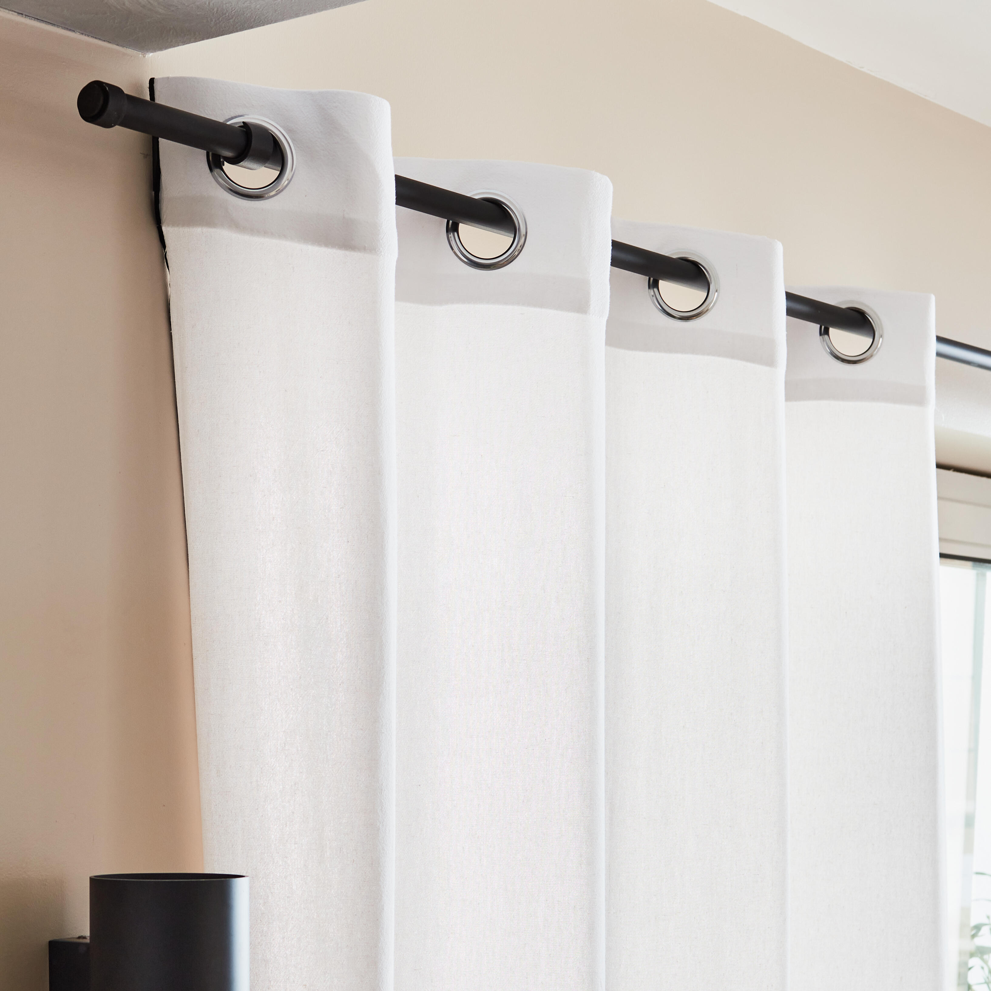 Varão extensível INSPIRE EASYFIX D20CM 1.20-2.10M PRETO MATE - 2