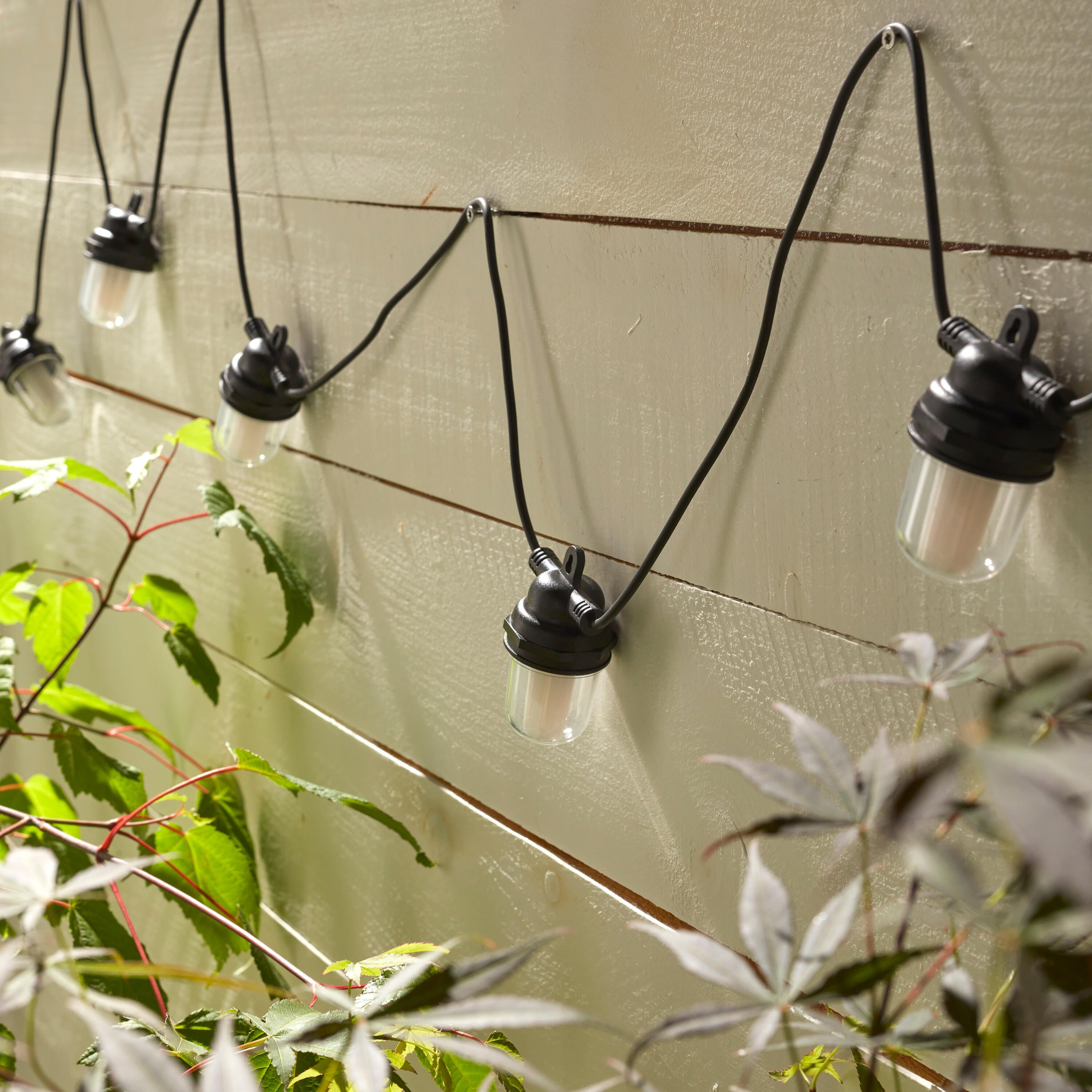 Guirlande extérieure 10 ampoules LED lumière chaude 300 Lumens Breezy INSPIRE - 2