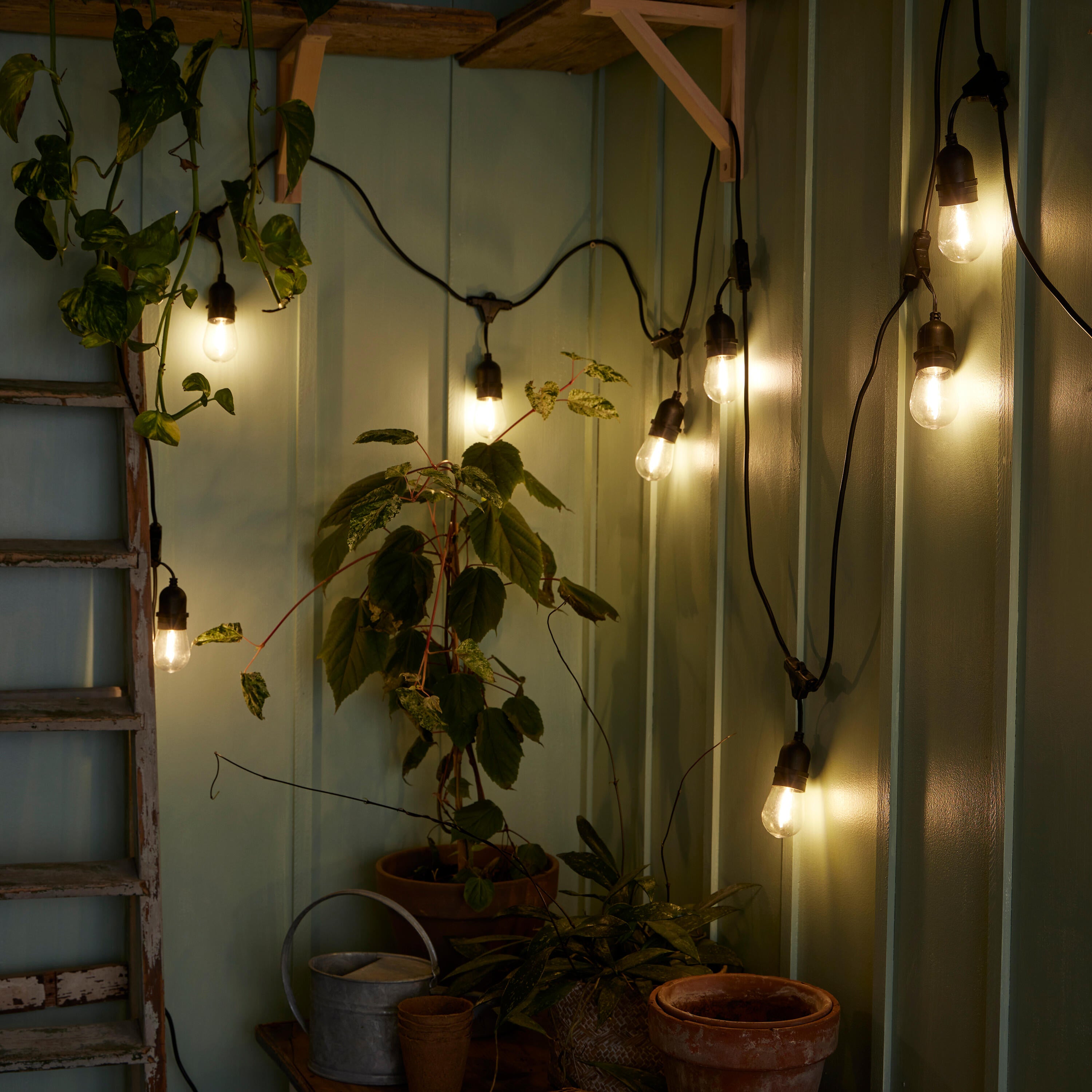 Grinalda exterior Glen 2700lm 7.6m 10 luzes preto Inspire - 11