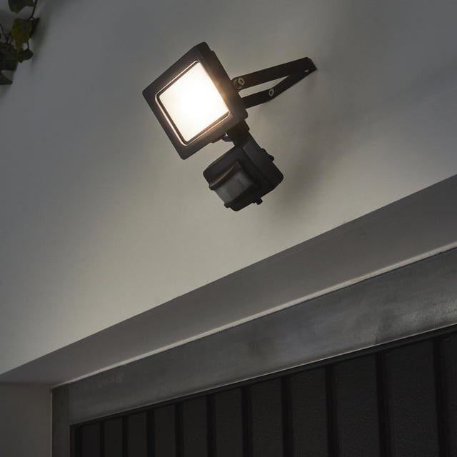 Projecteur extérieur LED à détection, 2700 Lm anthracite Yonkers INSPIRE