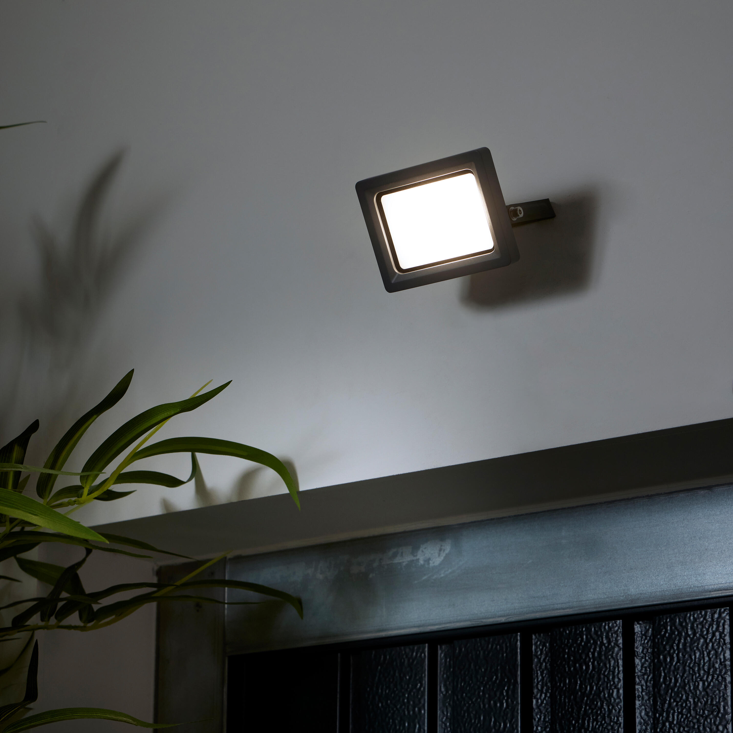 Faro da esterno con sensore di movimento Yonkers in alluminio, antracite, Modulo LED 20W INSPIRE - 6