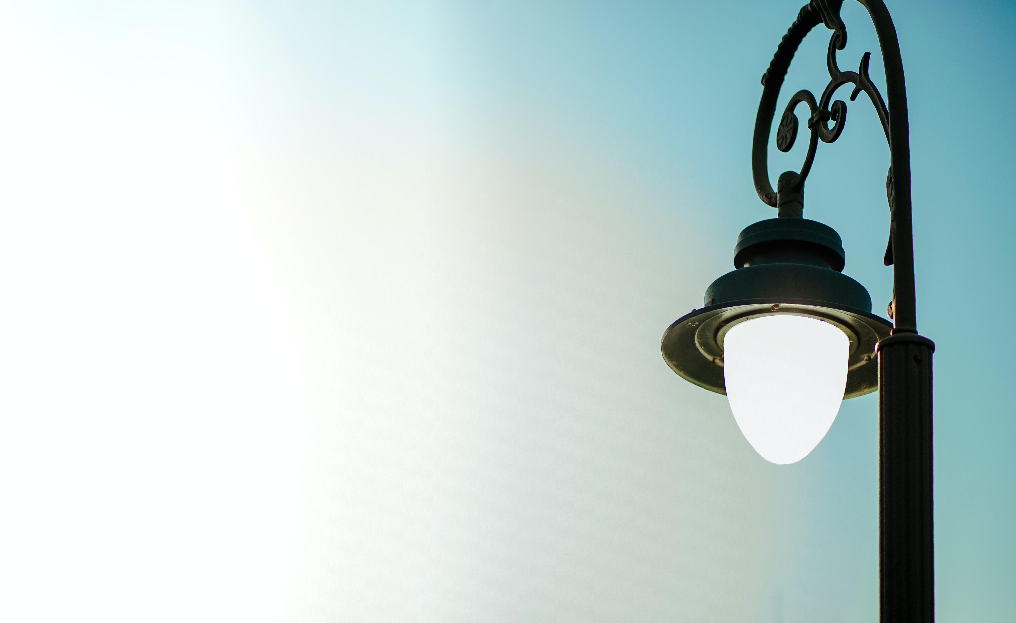 Bombilla LED E27 forma globo 4360 lúmenes 40W color de la luz blanco frío 6000K CRI 89-80 luz natural y fiel clase energética E - 2