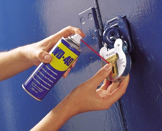 Lubrifiant et dégrippant gond / écrou / boulon / pour chaîne / câble / vis / axe - 2