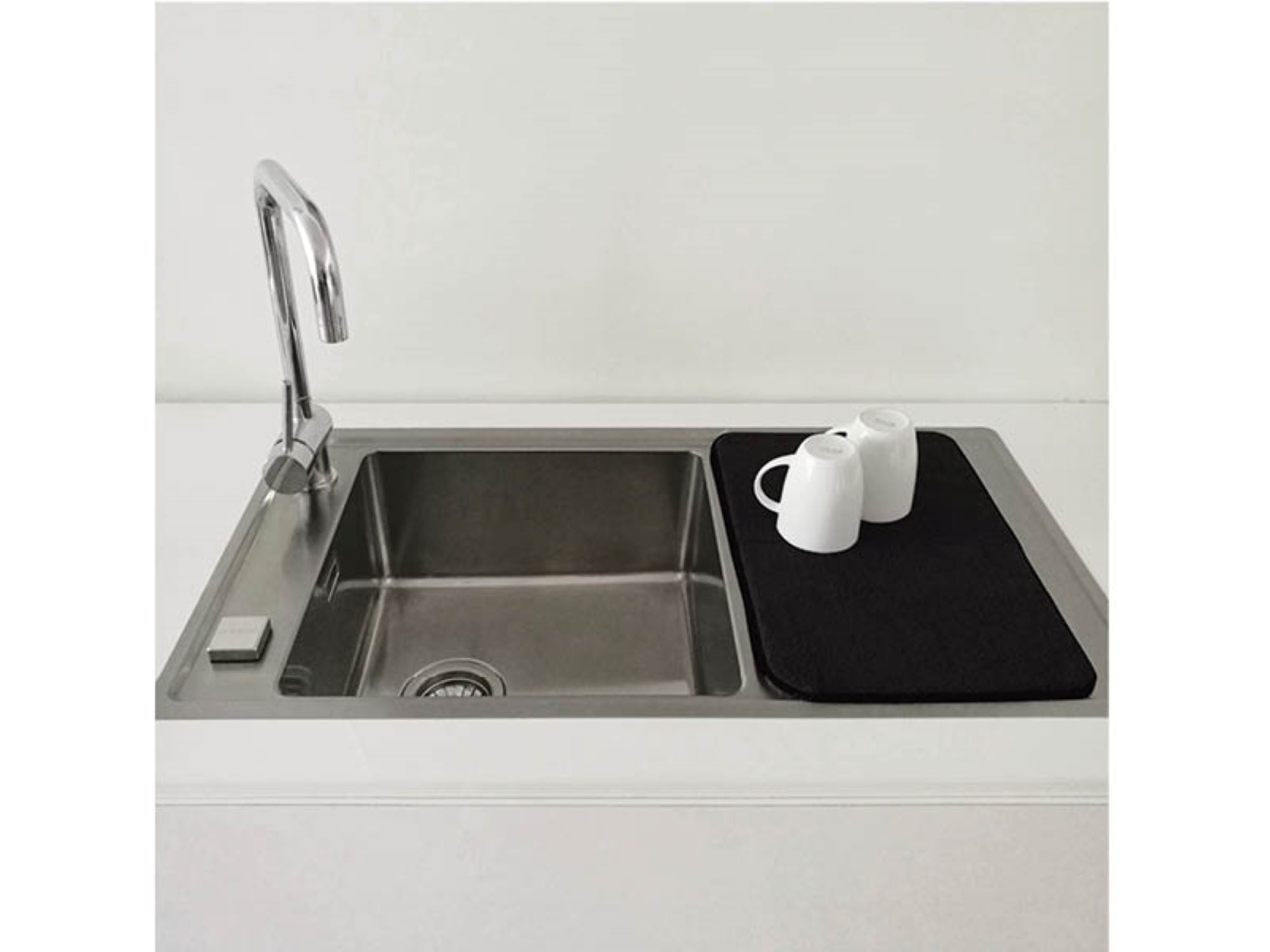 Tapete escorredor 39 x 30 x 4 cm poliéster preto Alveus - 2