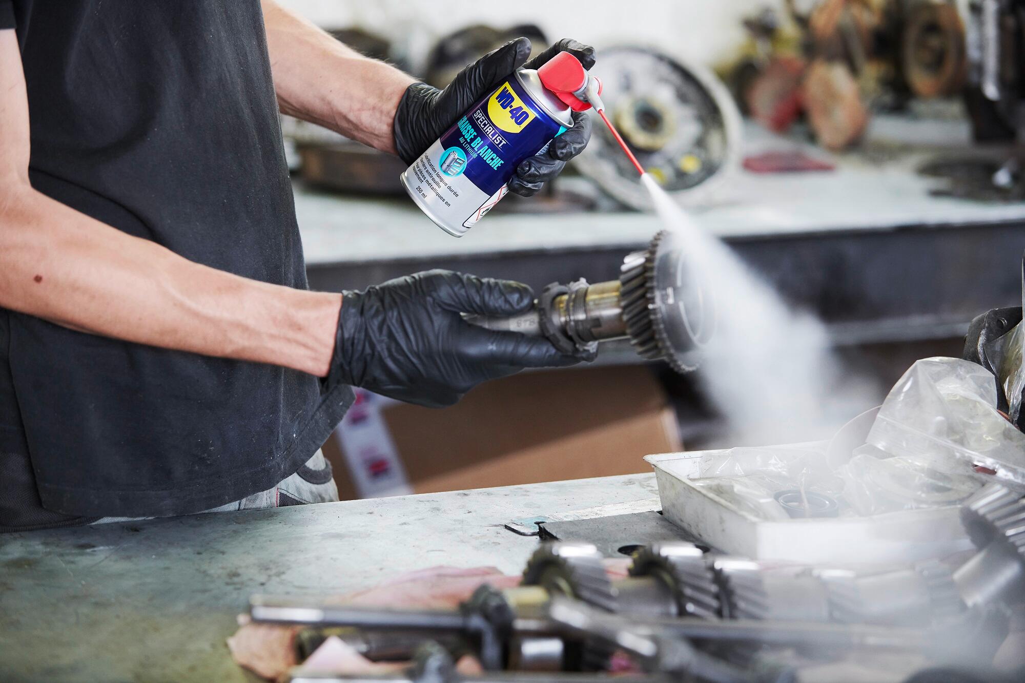Graisse blanche, WD-40 en aérosol 250 ml - 10